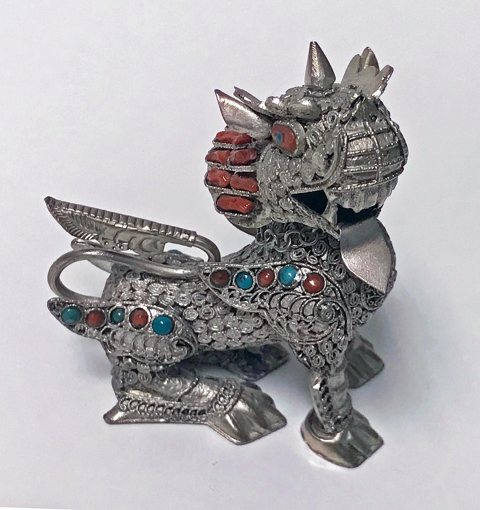 925 Sterling silver and multi colour stone inlay Foo Lion Dog, probably Chinese, C.1950. The foo is highly detailed with a fine silver wire work filigree body, wings, and tail and has detachable head and an additional detachable collar around the