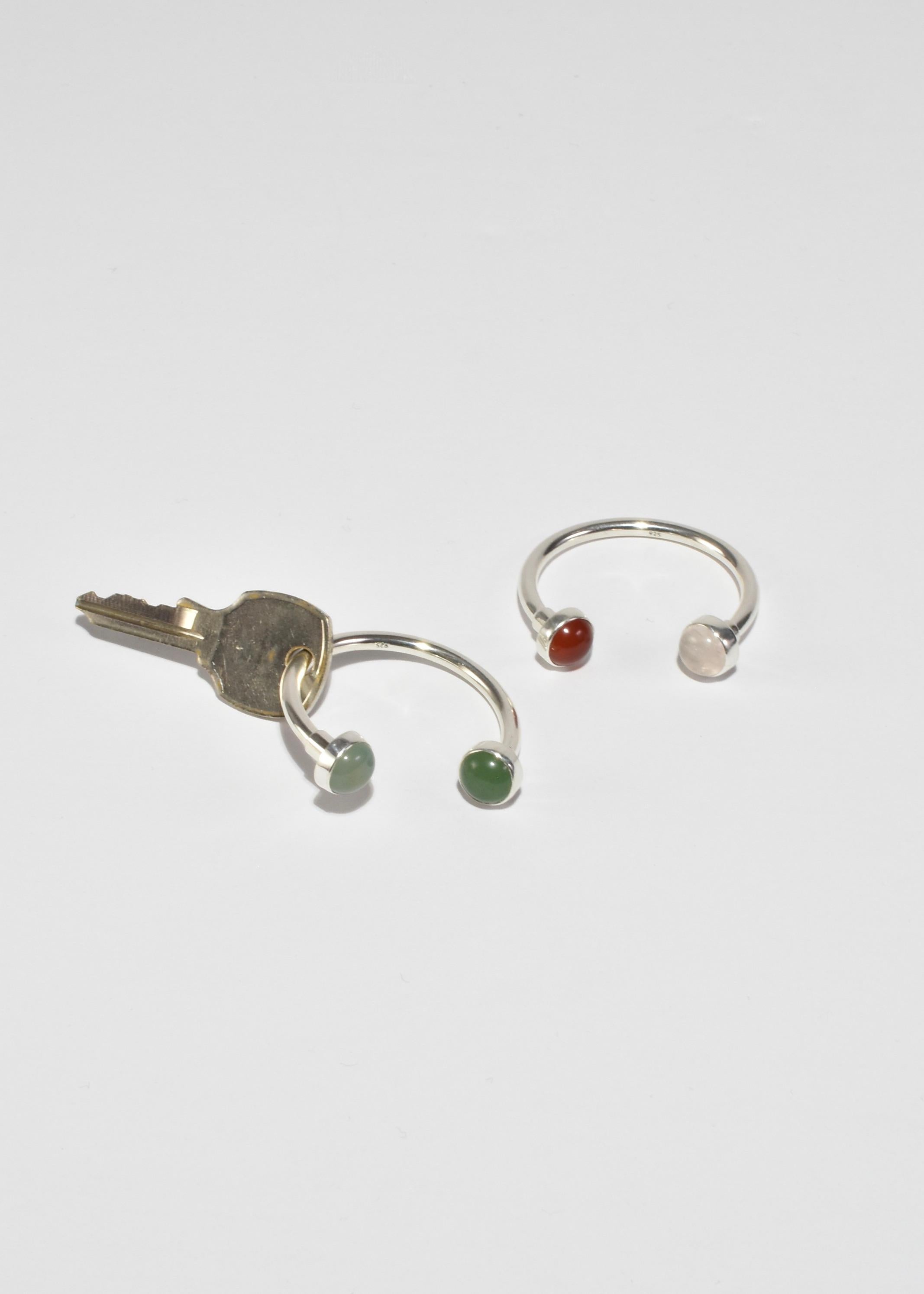 Sterling key ring with carnelian and quartz stones and screw closure. Handcrafted in Mexico exclusively for Casa Shop, each piece is stamped 925. 

We recommend storing in a dry place and periodic polishing with a cloth. 
