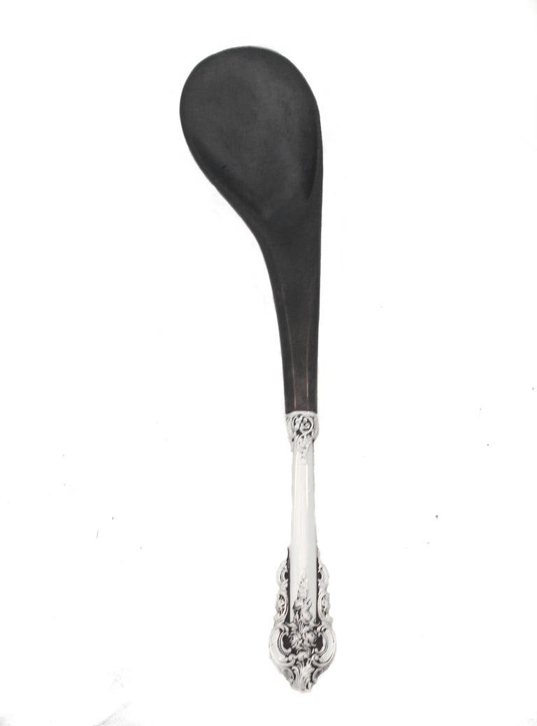 Grande Baroque sterling silver is one of the most famous of all flatware patterns. Their richness and elegance makes them immediately recognizable. This salad spork and spoon are the perfect accent pieces for your holiday table. We love the fact