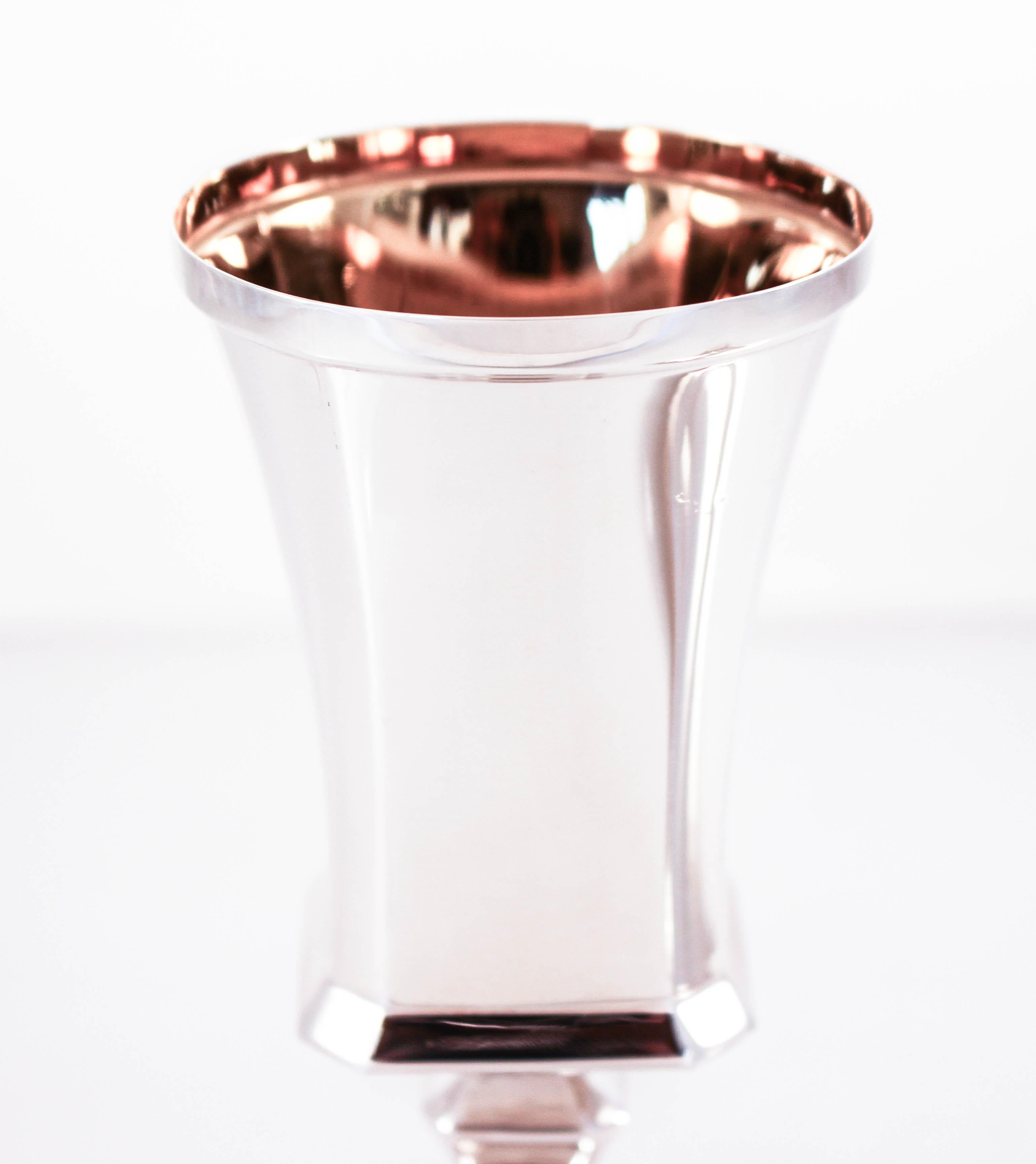 Sterling Kiddush Cup and Plate In New Condition In Brooklyn, NY