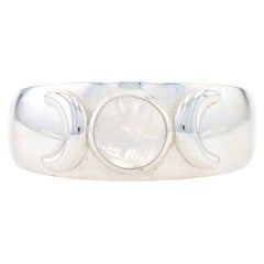 Sterling Moonstone Crescent Moon Band - 925 Round Cabochon .70ct Celestial Ring