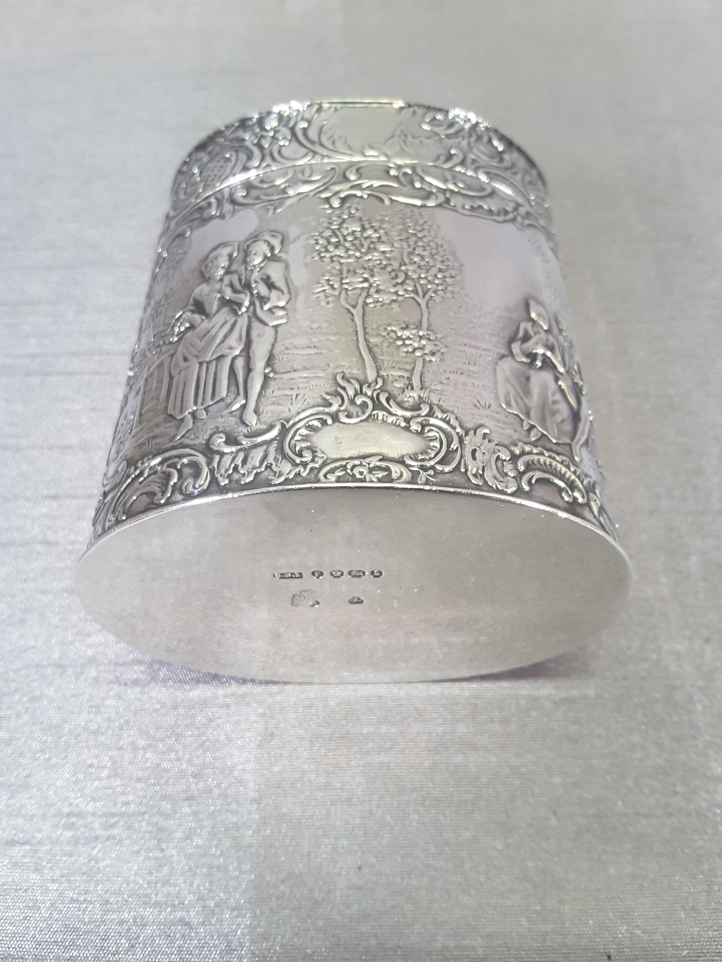 Sterling Navette Form Dutch Scene Gilt Interior Tea Caddy British Import Mark In Good Condition For Sale In Ottawa, Ontario