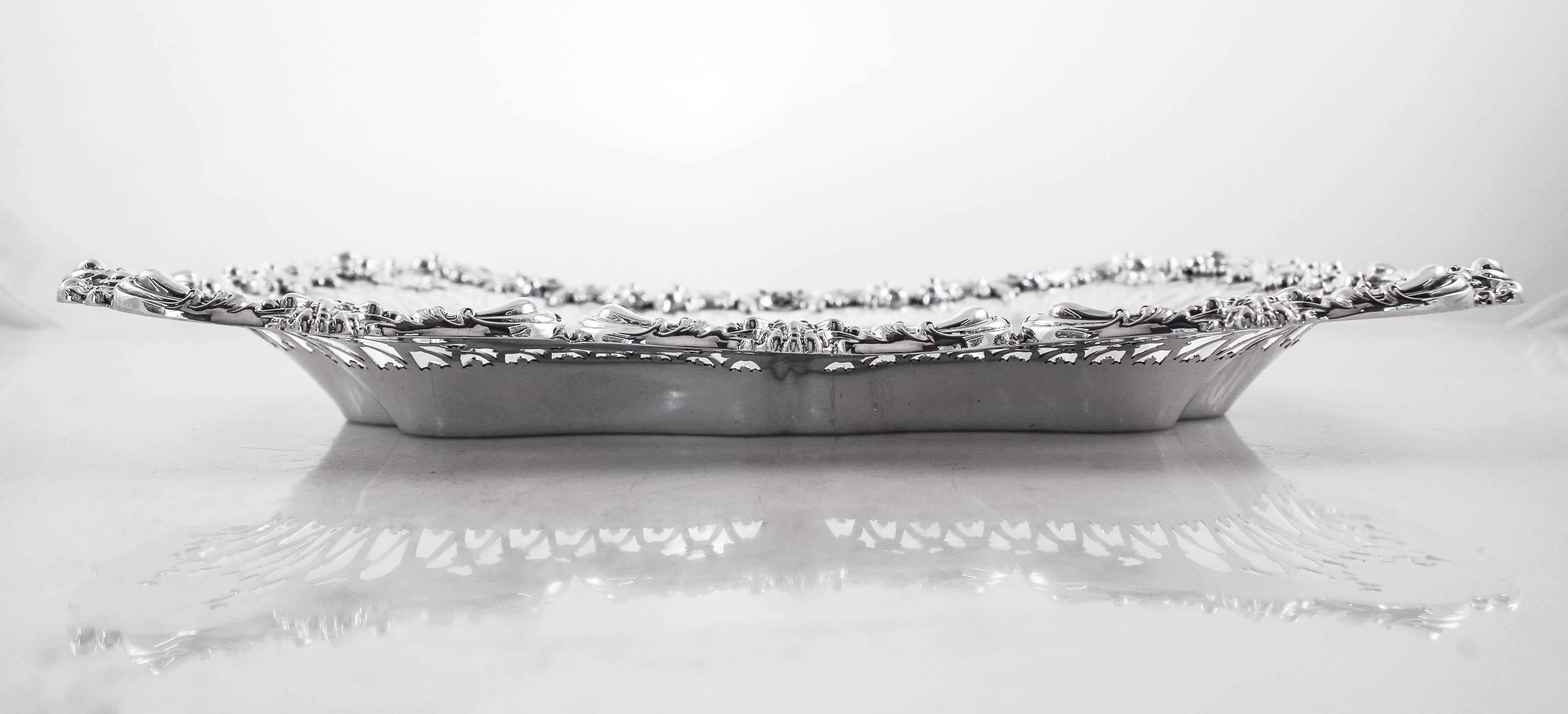 Plato oblongo Sterling mediados del siglo XX en venta