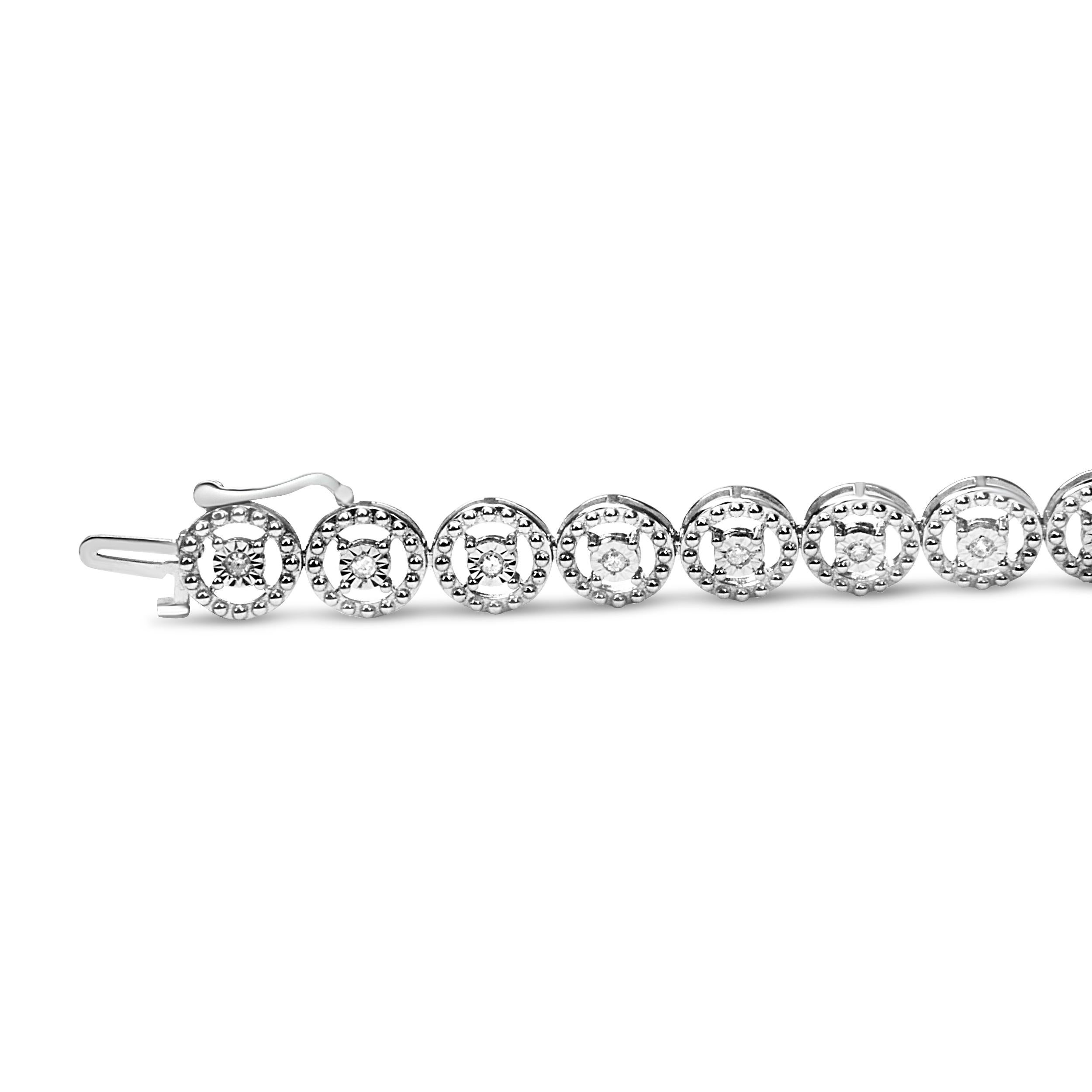 Round Cut Sterling Silver 1/2 Carat Diamond Nested Circle Open Wheel Fashion Link Bracelet For Sale