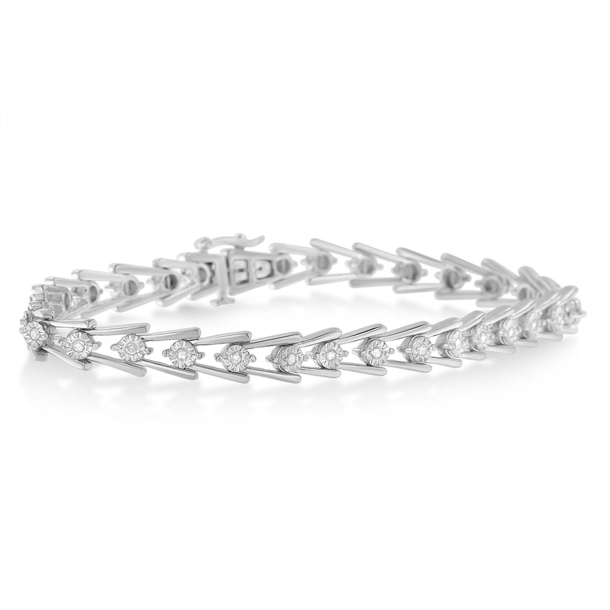 Pulsera de eslabones estilo onda con diamantes de 1/2 quilate en plata de ley Moderno en venta