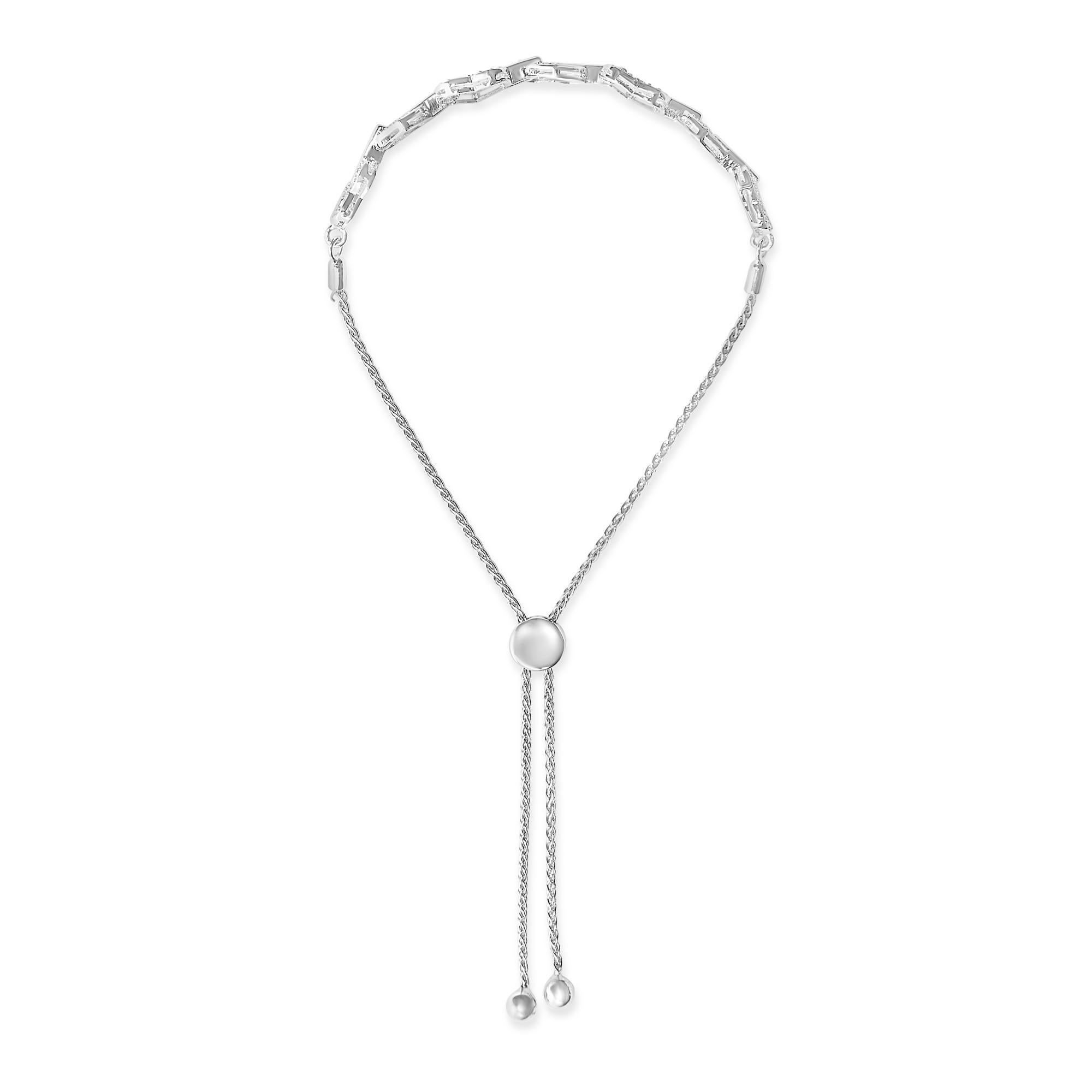Moderne Bracelet Bolo ajustable en argent Sterling 1/2 Cttw Diamond Alternating Heart Link Link en vente