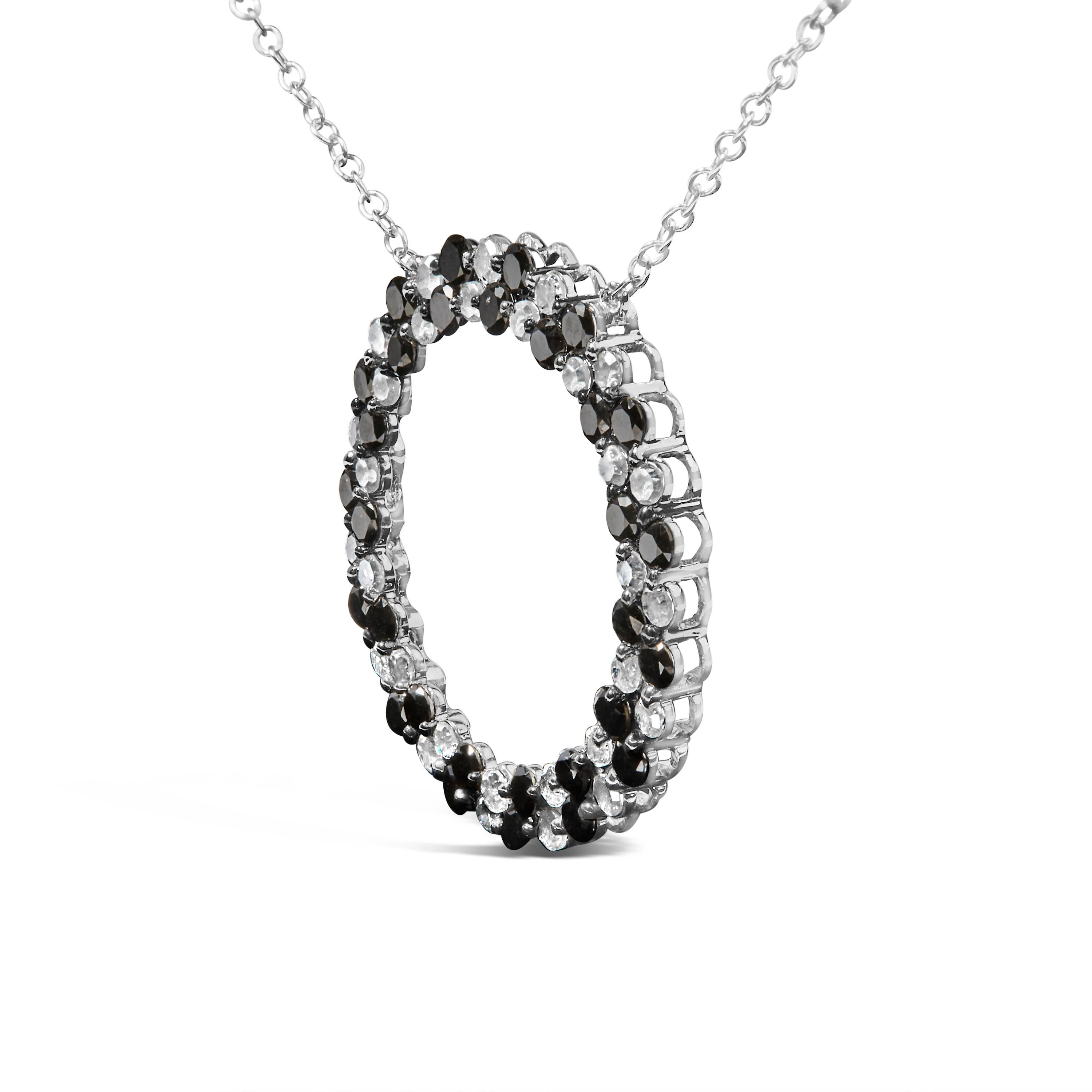 Moderno Collana in argento sterling con diamanti bianchi e neri trattati da 1 3/5 Cttw in vendita