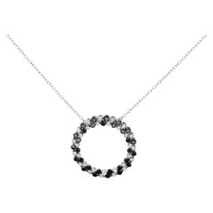 Collana in argento sterling con diamanti bianchi e neri trattati da 1 3/5 Cttw