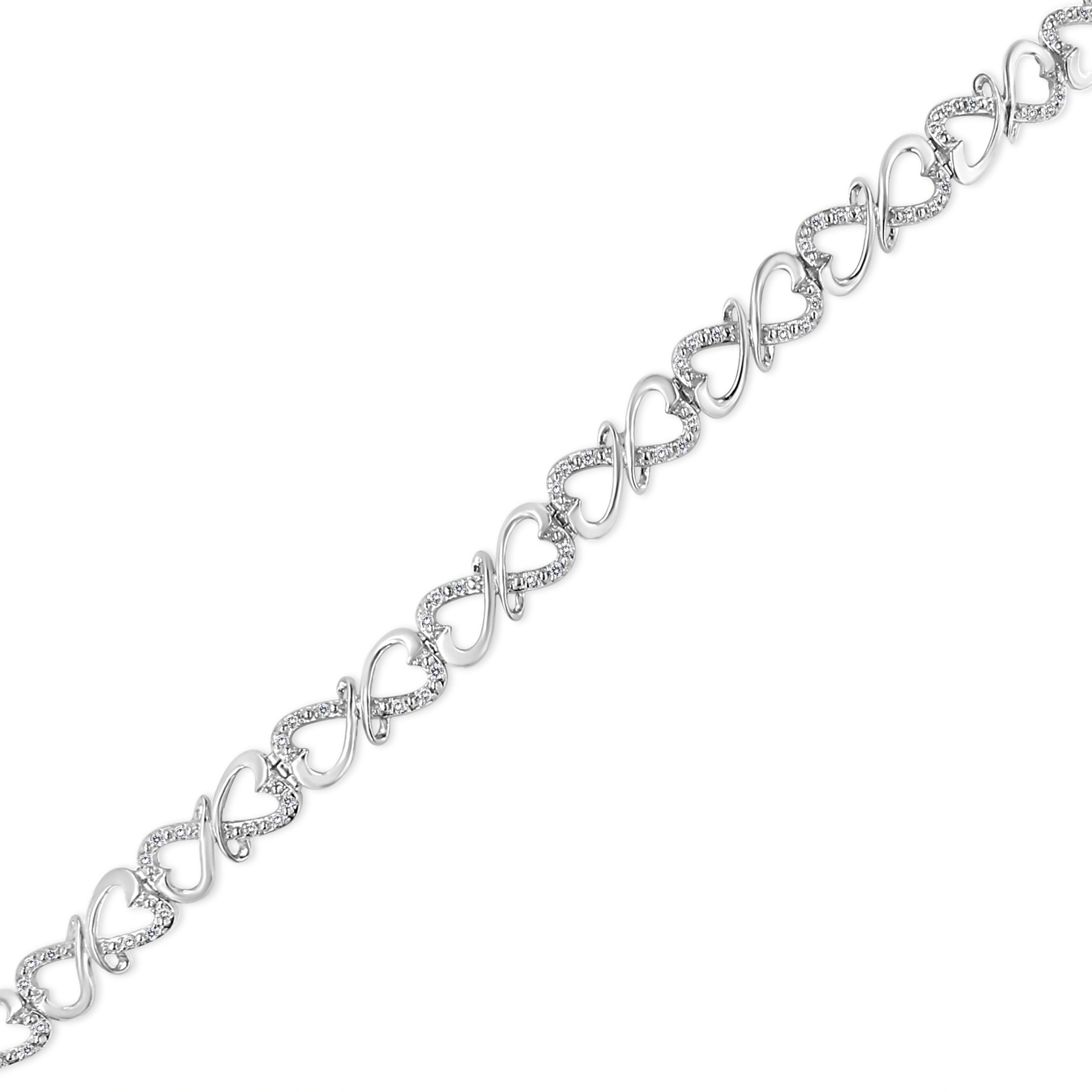 Modern Sterling Silver 1/3 Carat Round-Cut Diamond Double Heart Infinity Link Bracelet For Sale