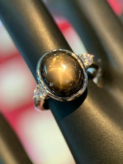 Sterling Silver 10.06ct Black Star Sapphire & Quartz Three Stone Ring, Size 7.75