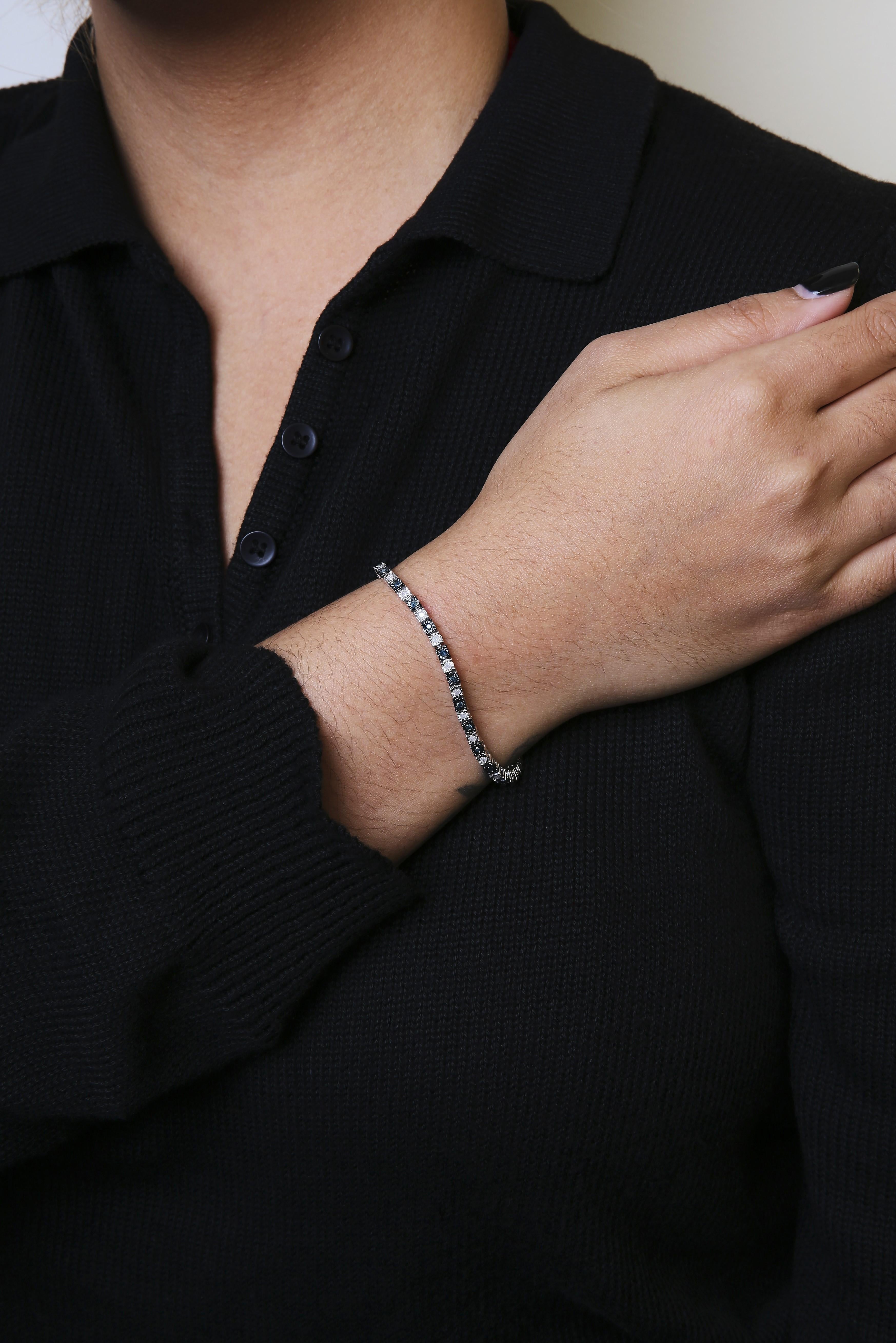 Bracelet tennis en argent sterling avec diamant blanc rond de 1,0 carat et diamant bleu traité Neuf - En vente à New York, NY