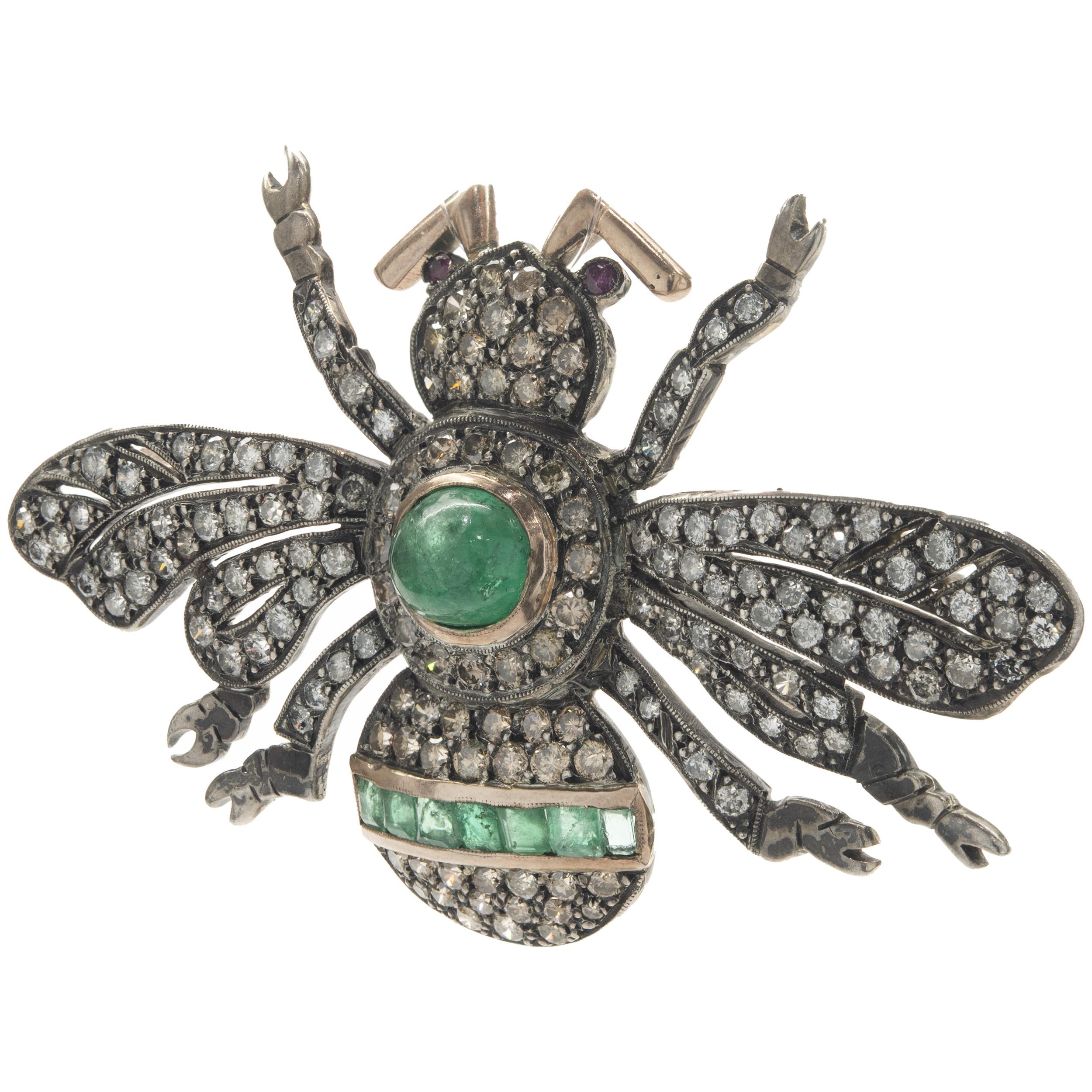 Sterling Silver & 14 Karat Yellow Gold Vintage Diamond and Emerald Bee Pin In Good Condition In Scottsdale, AZ