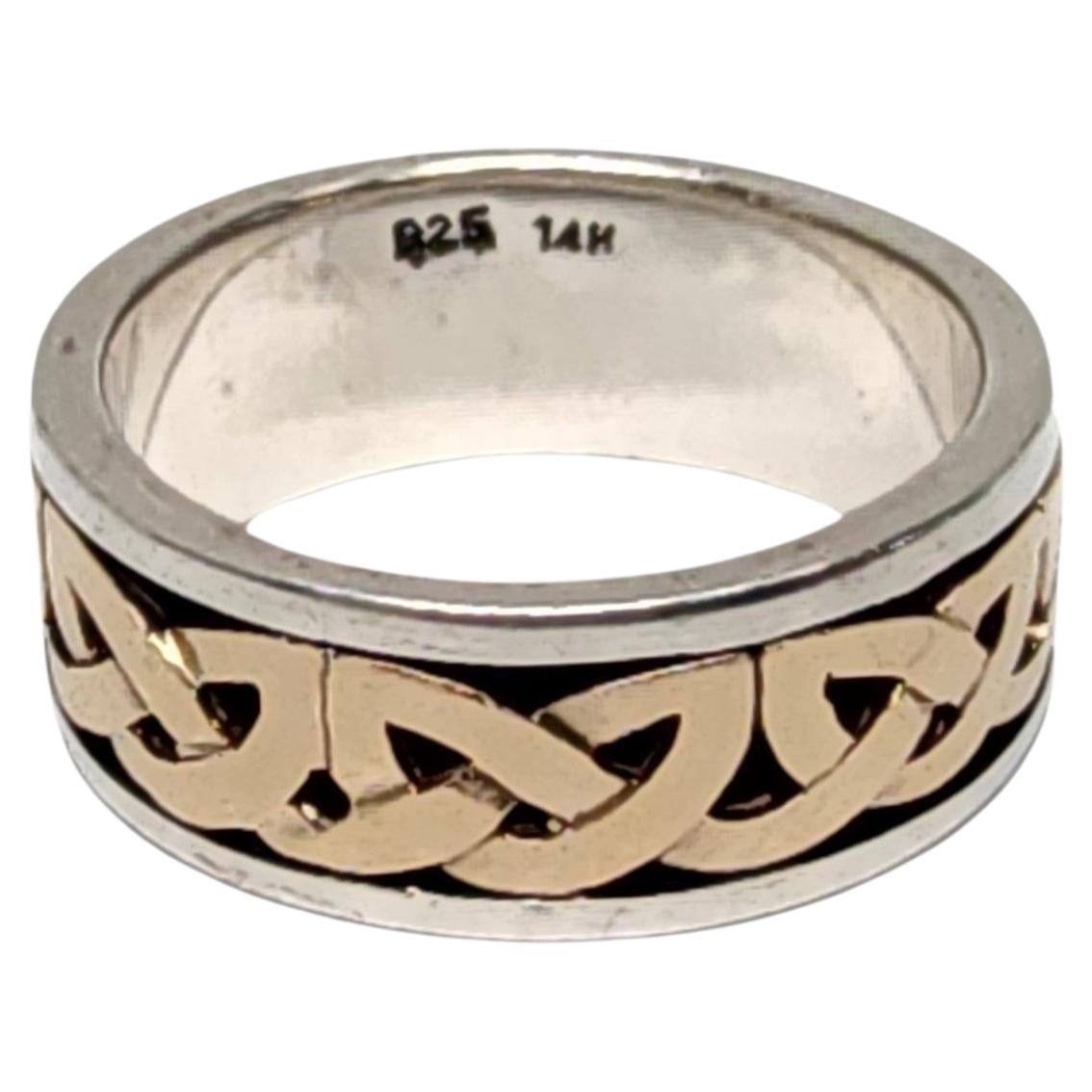 Sterling Silber 14K Gold Akzent Celtic Knotenband Ring Größe 8 #16693 im Angebot