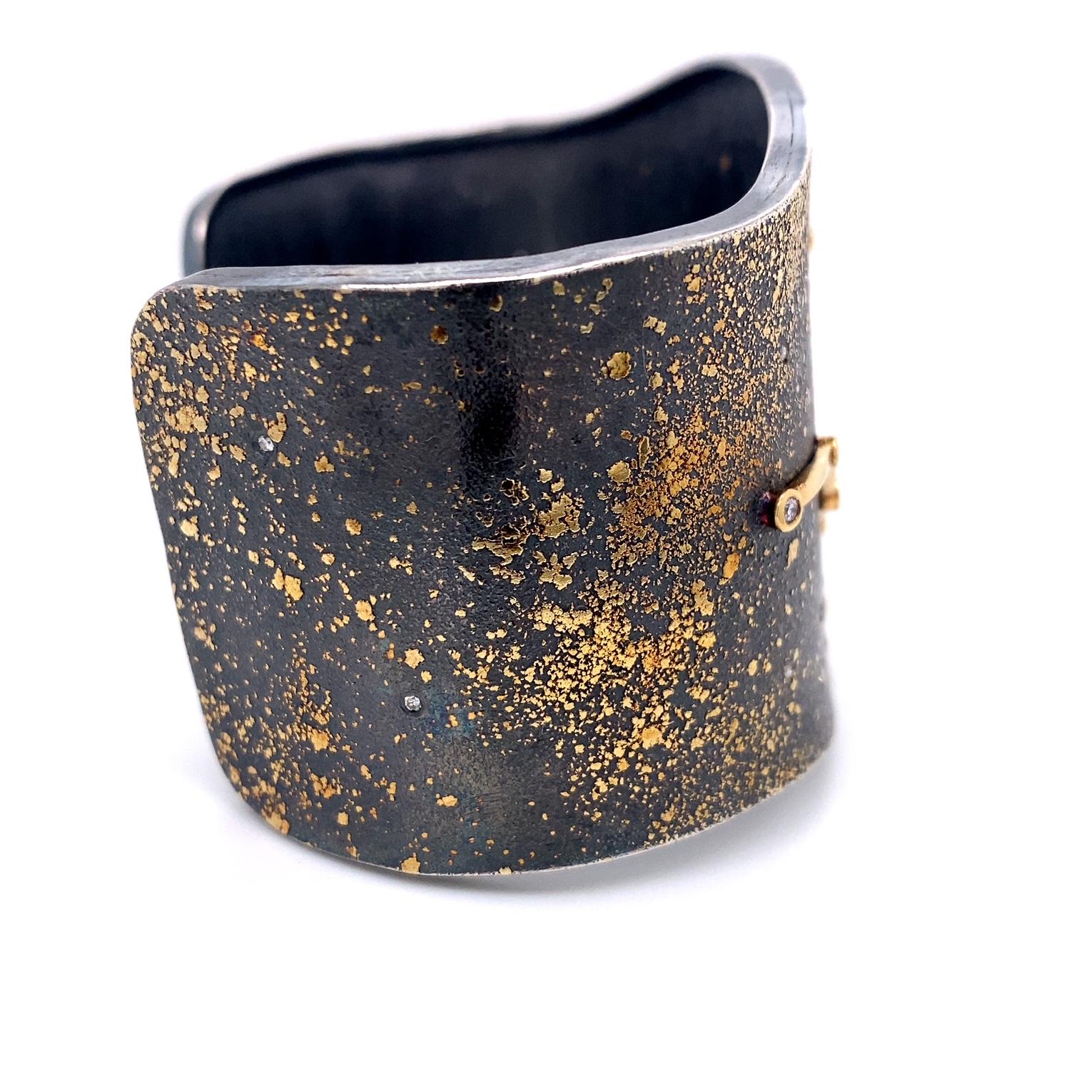 Contemporary Sterling Silver, 18k and 24 Karat Yellow Gold Cuff Bracelet with White Diamonds For Sale
