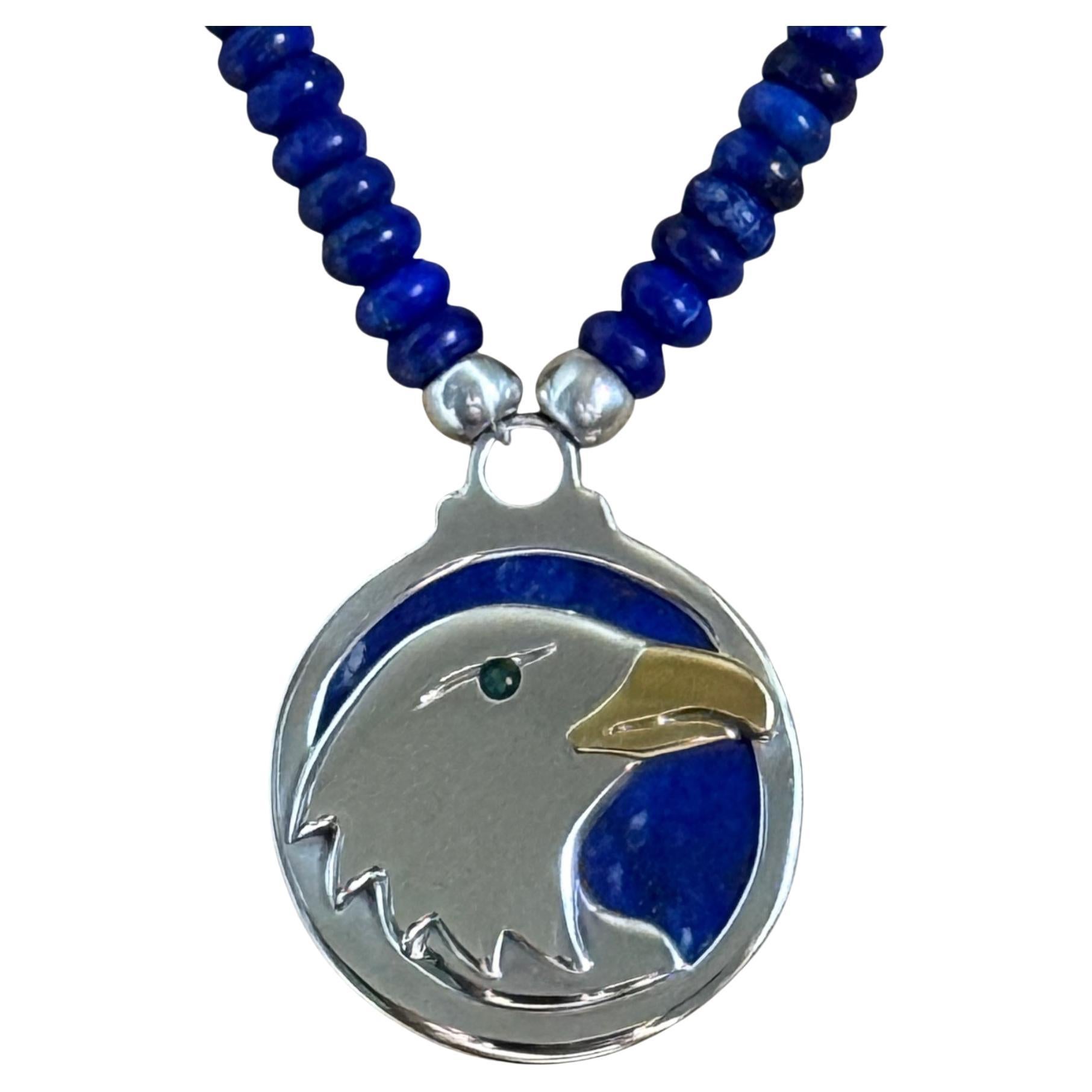 Ciondolo in argento sterling, oro 18kt, lapis e smeraldo, Heyoka Merrifield SUN EAGLE