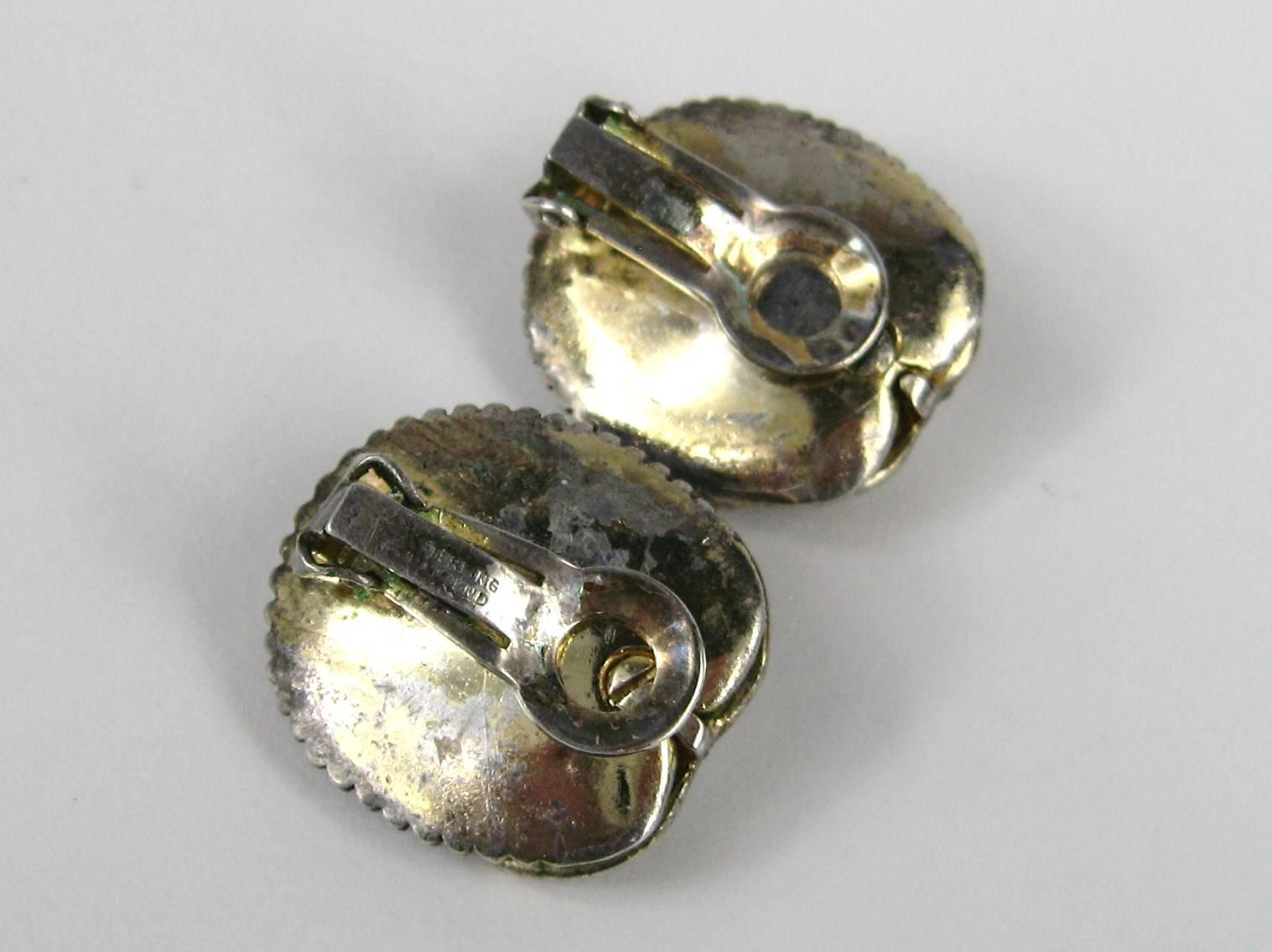 Sterling Silver 1940s Enamel Coat Clip Pin- Brooch with Earrings Antique  For Sale 2