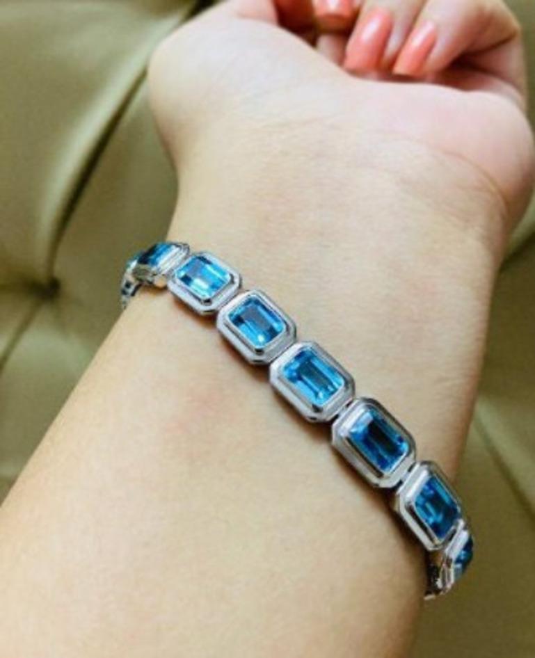Women's Sterling Silver 20.34 Carat Blue Topaz Tennis Bracelet, Grandma Gift For Sale