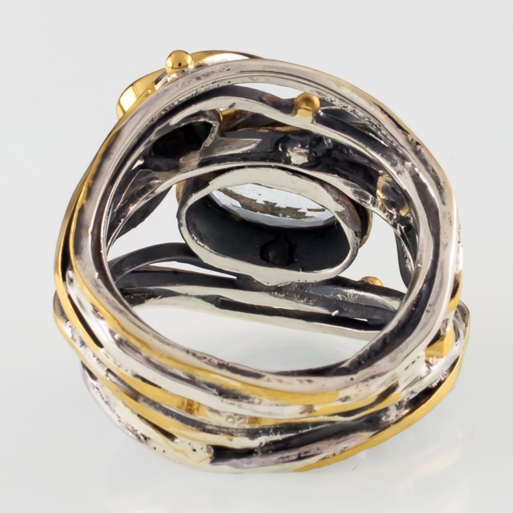 Ring aus Sterlingsilber und 22 Karat Gold mit Peridot und Quarz-Akzenten (Ovalschliff) im Angebot