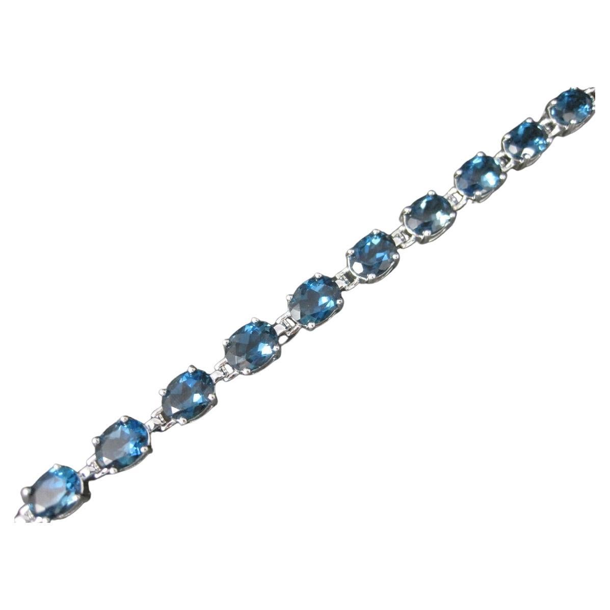 Sterling Silver 29 Carat Blue Topaz Bracelet 7.5 Inches For Sale