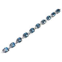 Retro Sterling Silver 29 Carat Blue Topaz Bracelet 7.5 Inches