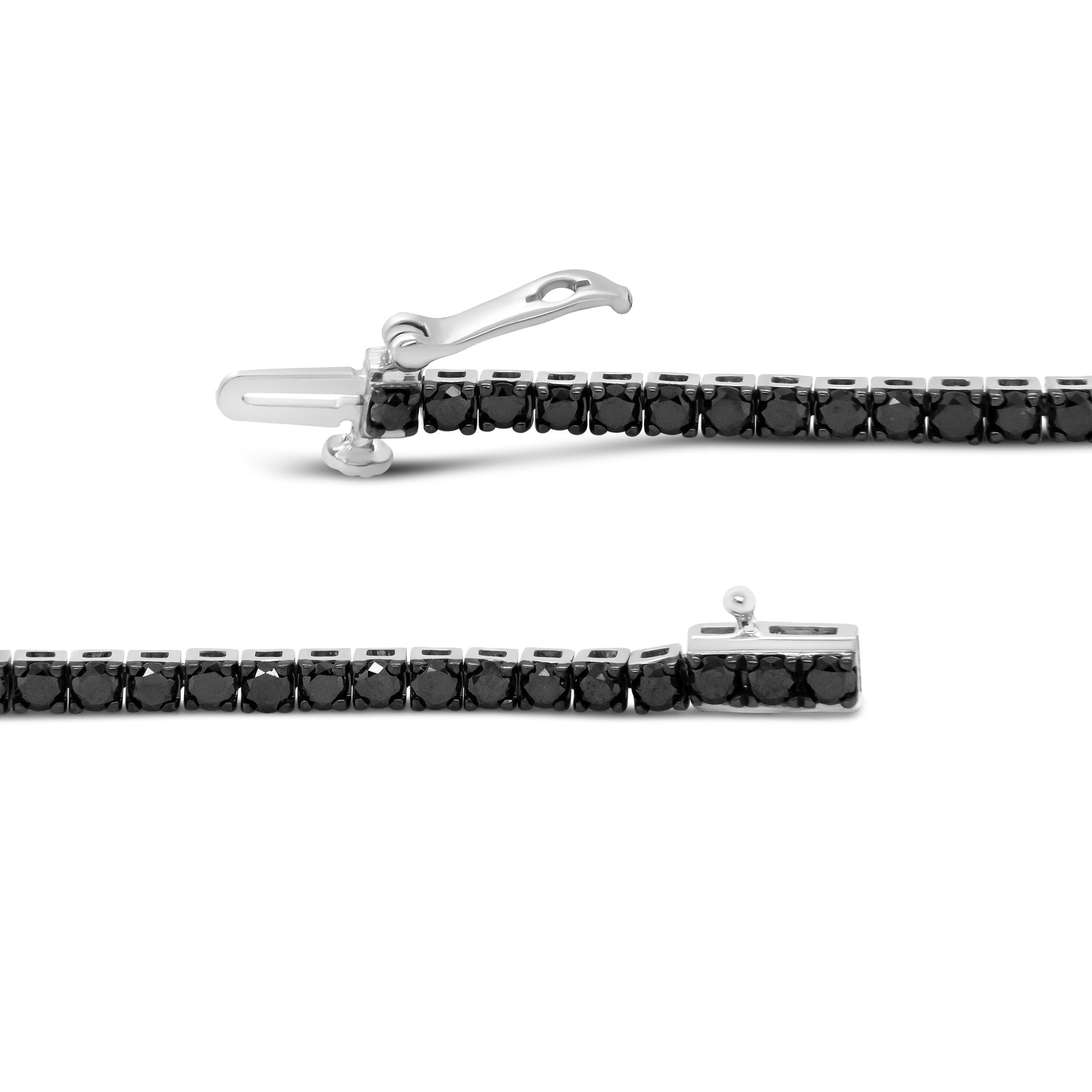 Moderne Bracelet de tennis classique en argent sterling avec diamant noir traité de couleur 4,0 carats en vente