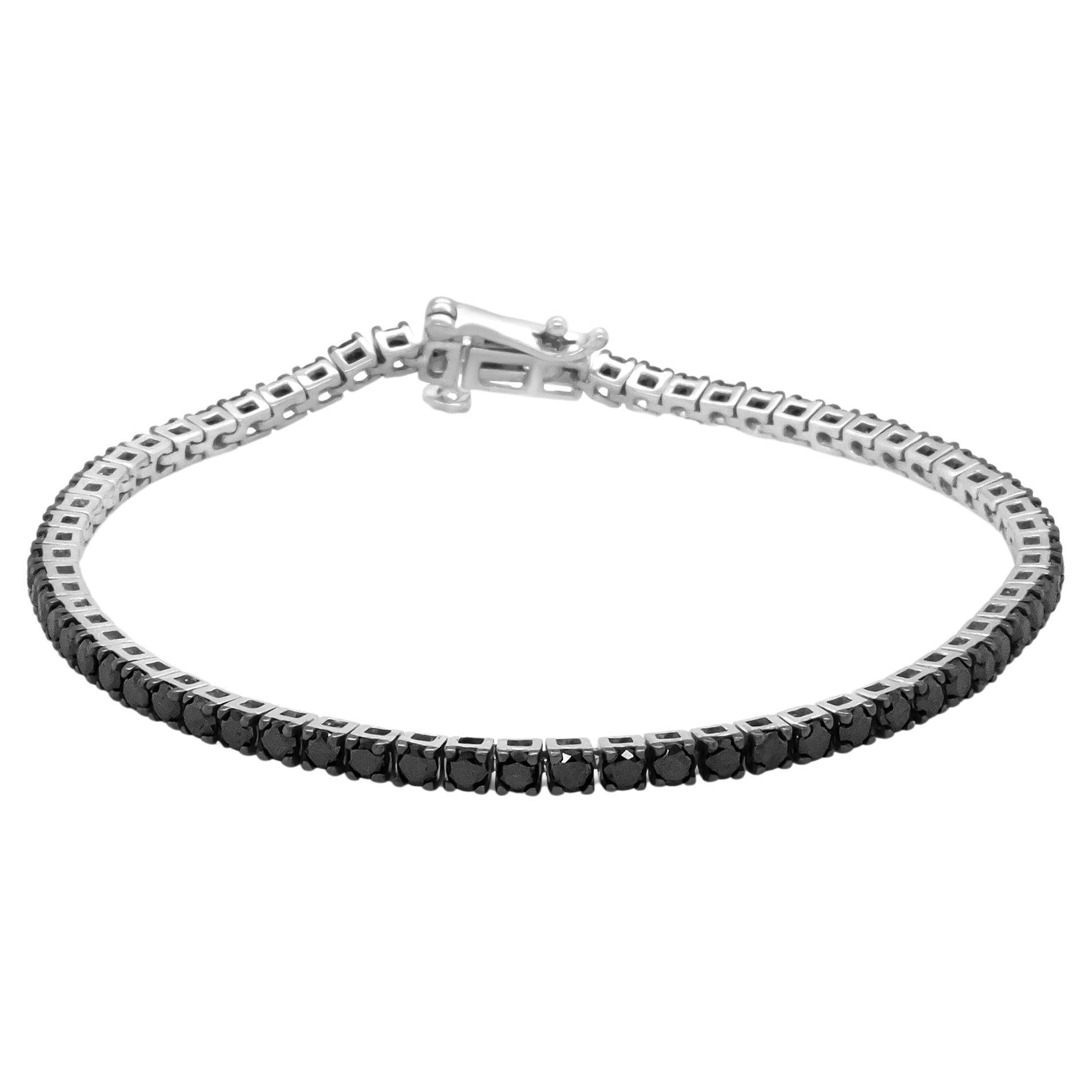 Bracelet de tennis classique en argent sterling avec diamant noir traité de couleur 4,0 carats en vente