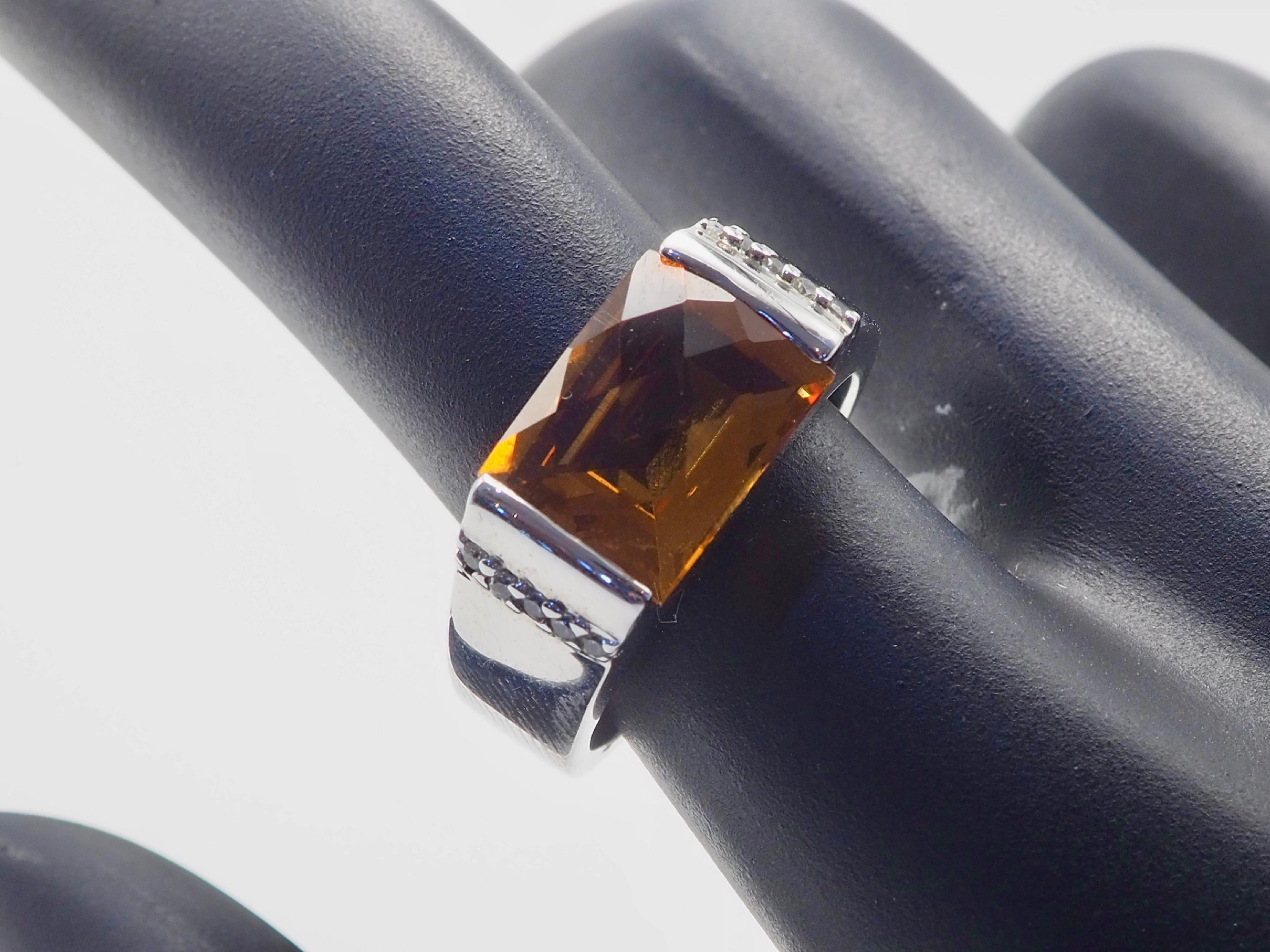Anello con sigillo in argento Sterling 6,29ct rettangolare con Citrino Whiskey e Quarzo Bianco in vendita 5
