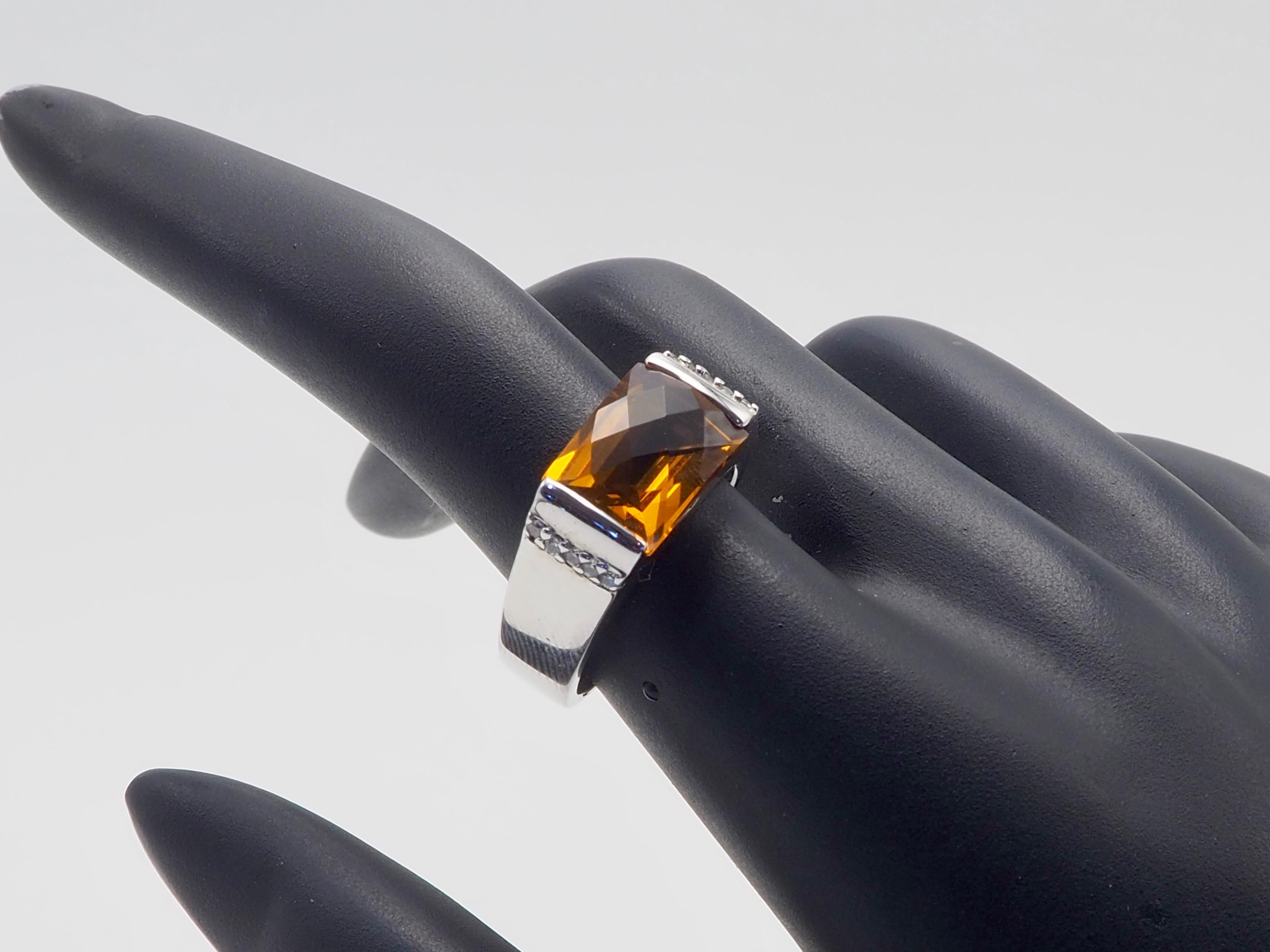 Anello con sigillo in argento Sterling 6,29ct rettangolare con Citrino Whiskey e Quarzo Bianco in vendita 1