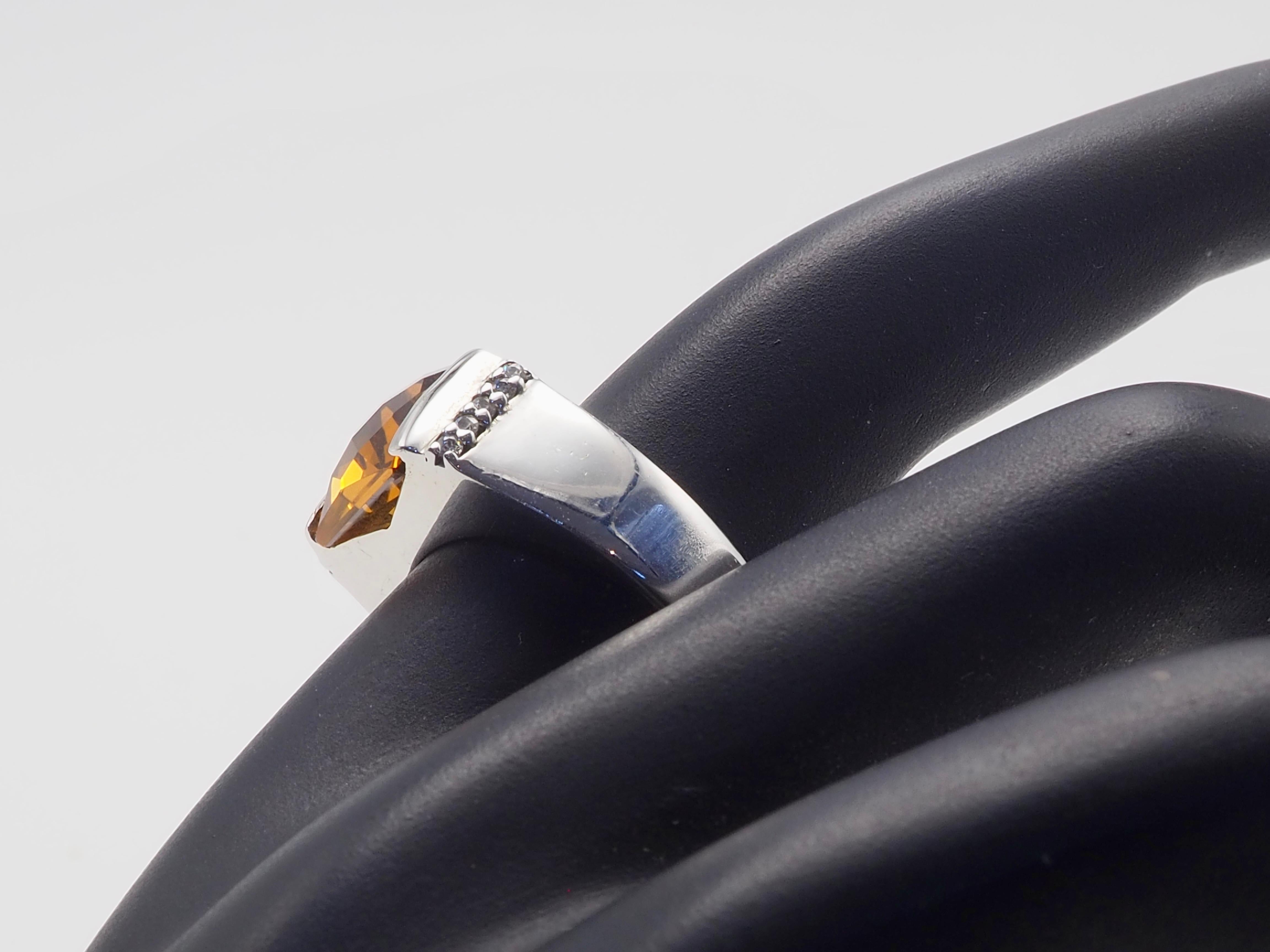 Anello con sigillo in argento Sterling 6,29ct rettangolare con Citrino Whiskey e Quarzo Bianco in vendita 3