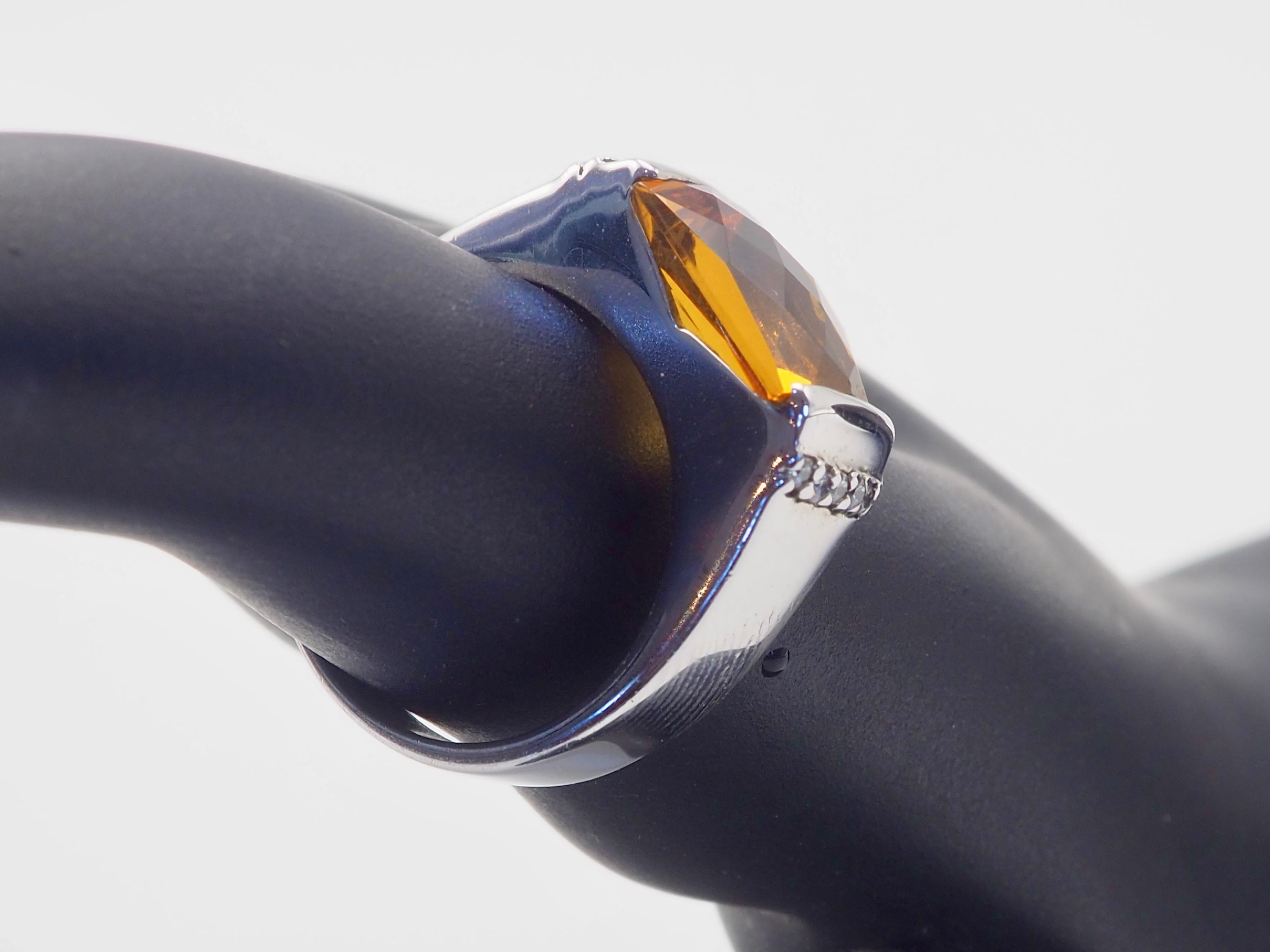 Anello con sigillo in argento Sterling 6,29ct rettangolare con Citrino Whiskey e Quarzo Bianco in vendita 4