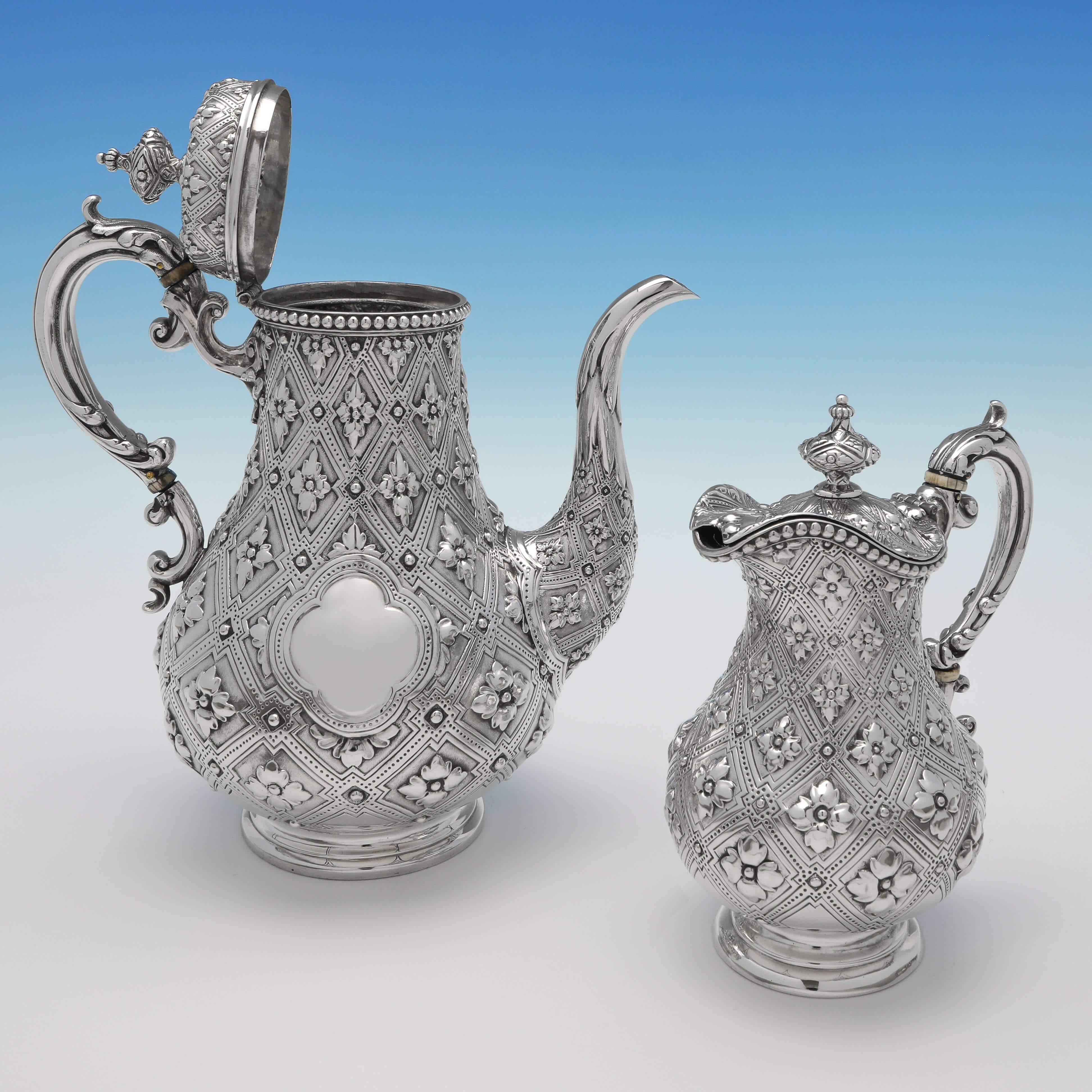 Victorian Antique 'Abercrombie' Pattern Sterling Silver Tea & Coffee Set, 1862 In Good Condition For Sale In London, London