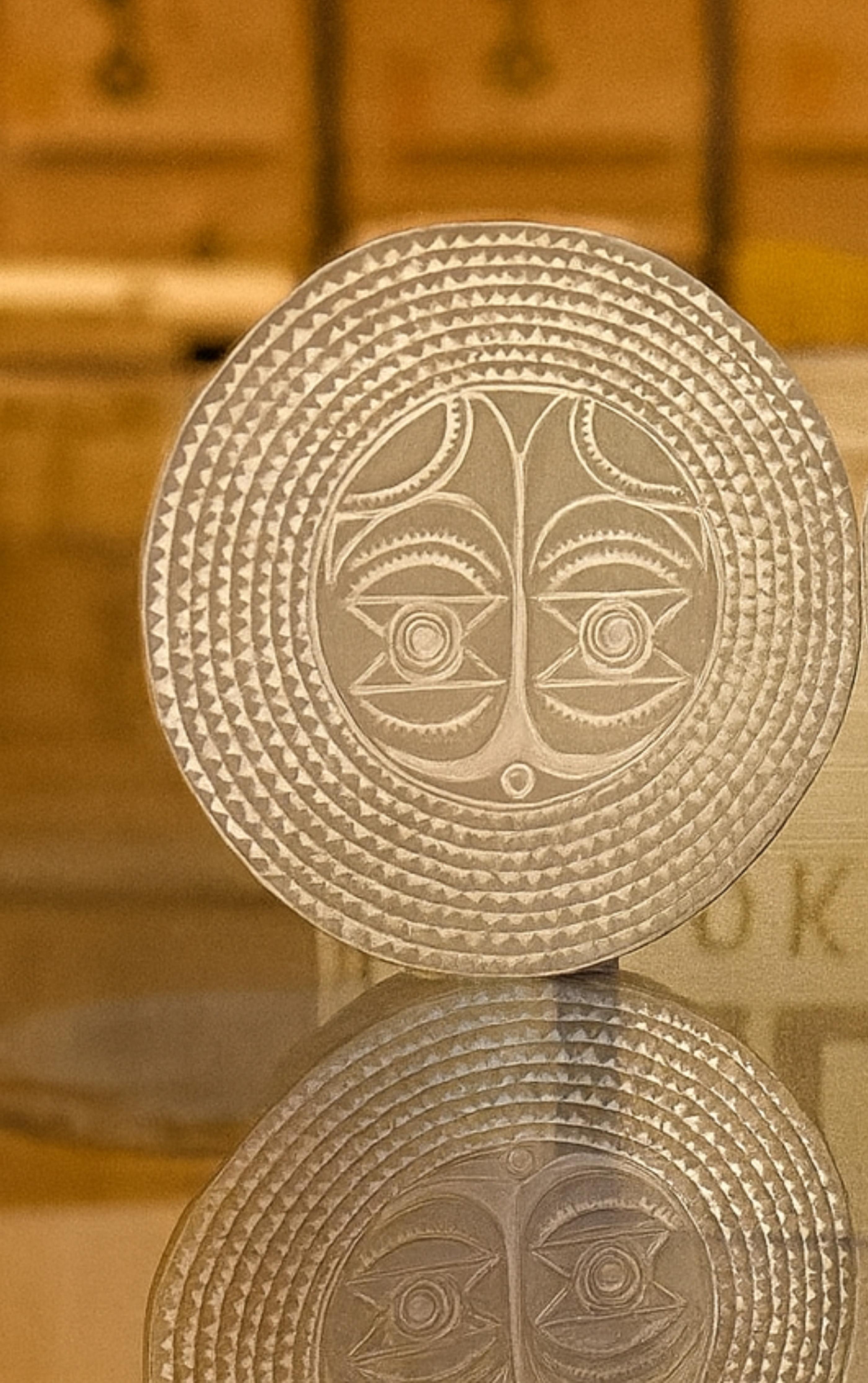 Sterling Silber 92,5% Handgefertigte Ohrringe - Inspirierte westafrikanische Masken (21. Jahrhundert und zeitgenössisch) im Angebot