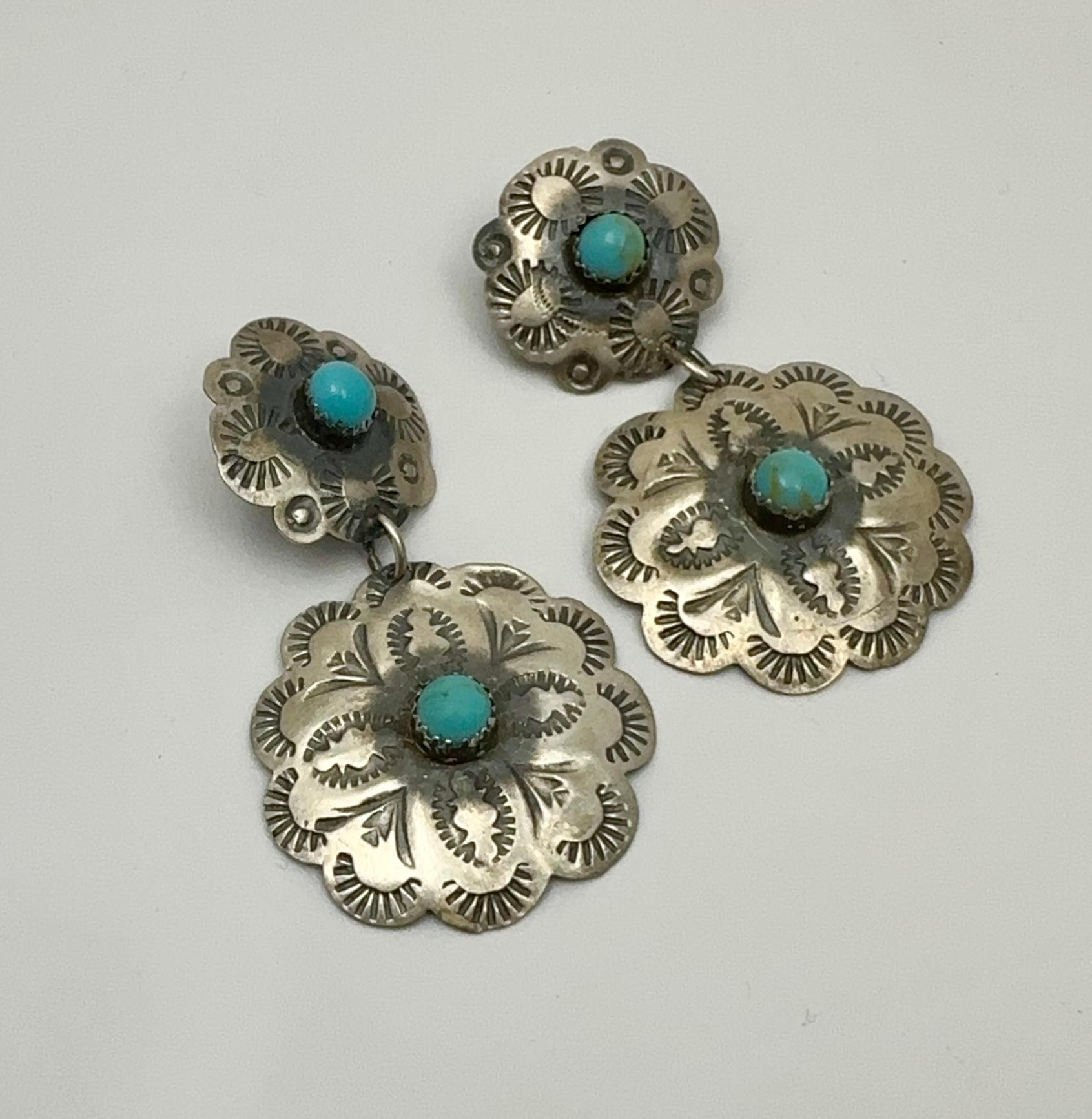 Boucles d'oreilles en argent sterling .925 Turquoise Navajo by Tim Yazzie Concho 3/4 x 2 1/4 en vente 2