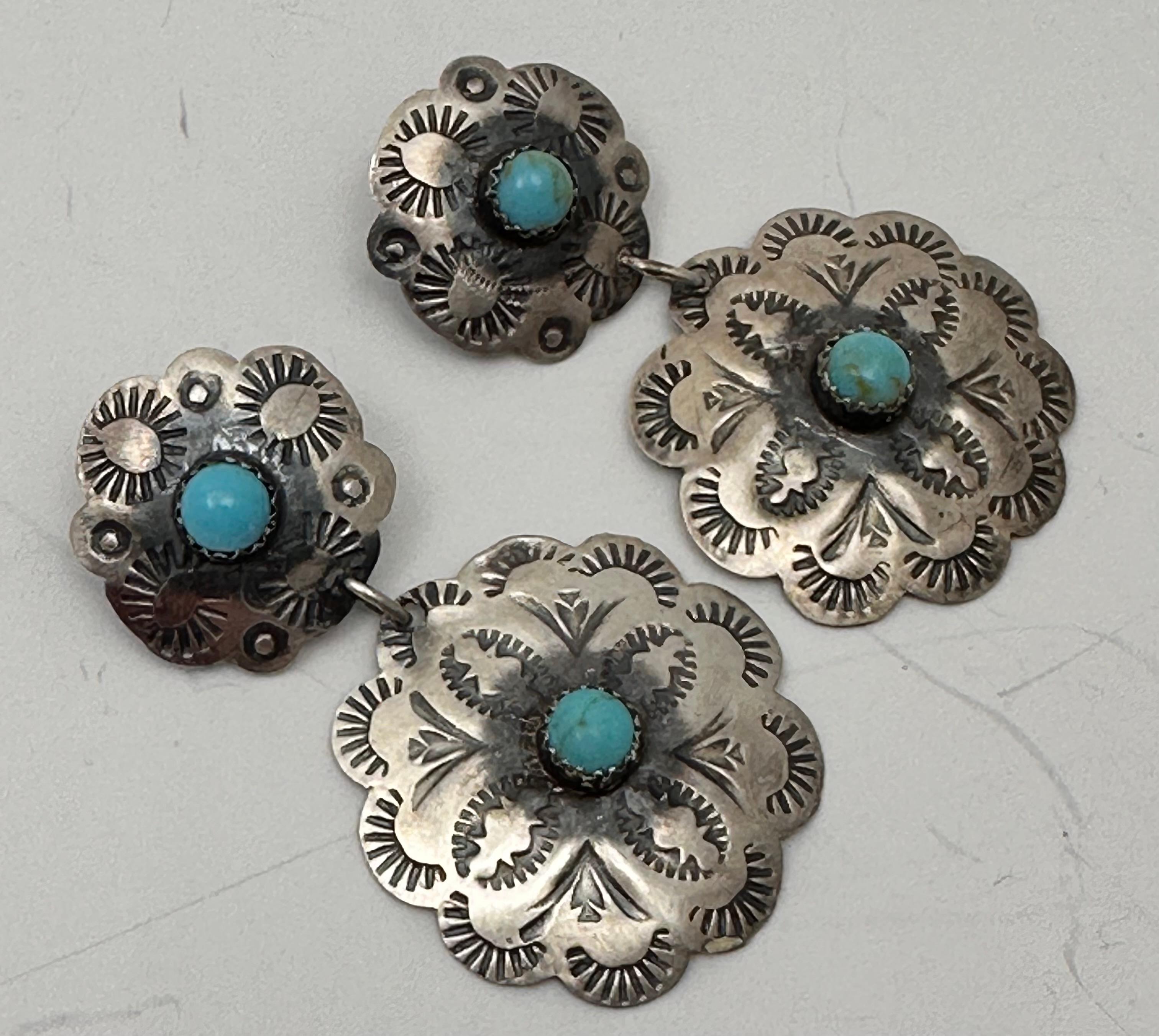 Boucles d'oreilles en argent sterling .925 Turquoise Navajo by Tim Yazzie Concho 3/4 x 2 1/4 en vente 3