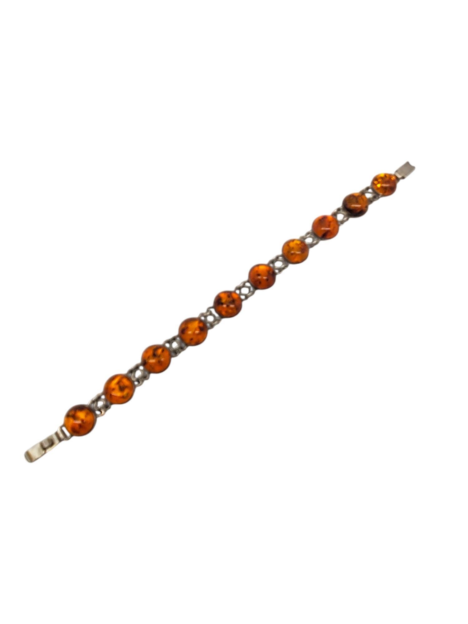 Sterling Silver Amber Station Link Bracelet #20850 In Good Condition For Sale In Washington Depot, CT