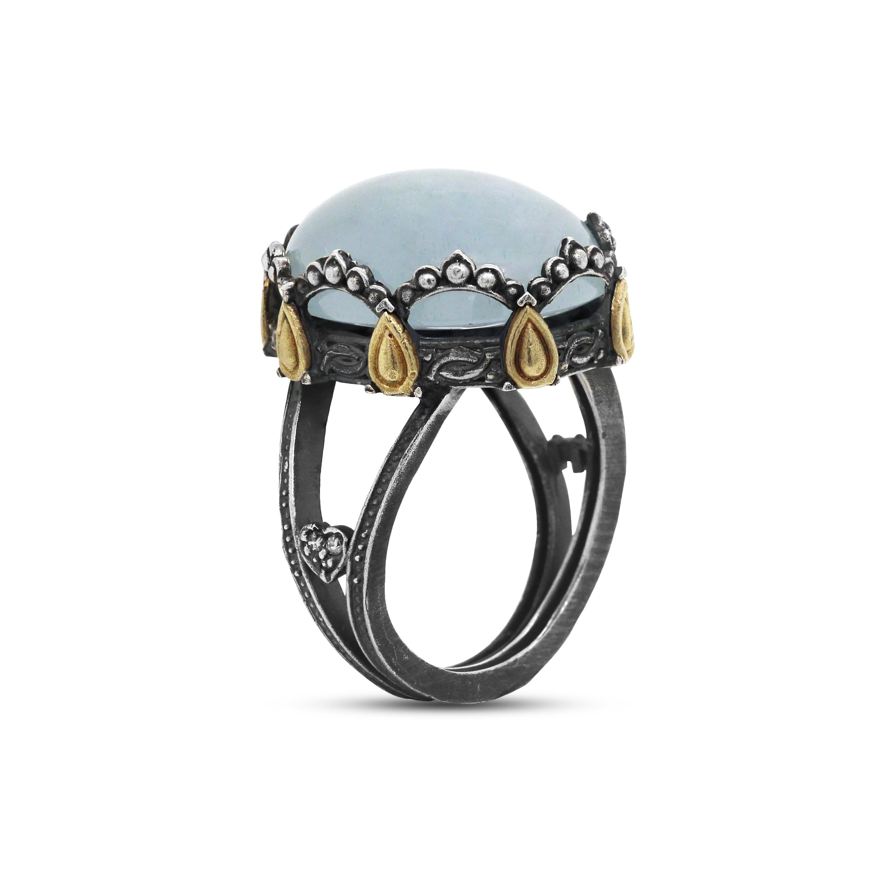 Sterling Silver and 18 Karat Gold Oval Dome Ring with Aquamarine Center In New Condition In Boca Raton, FL