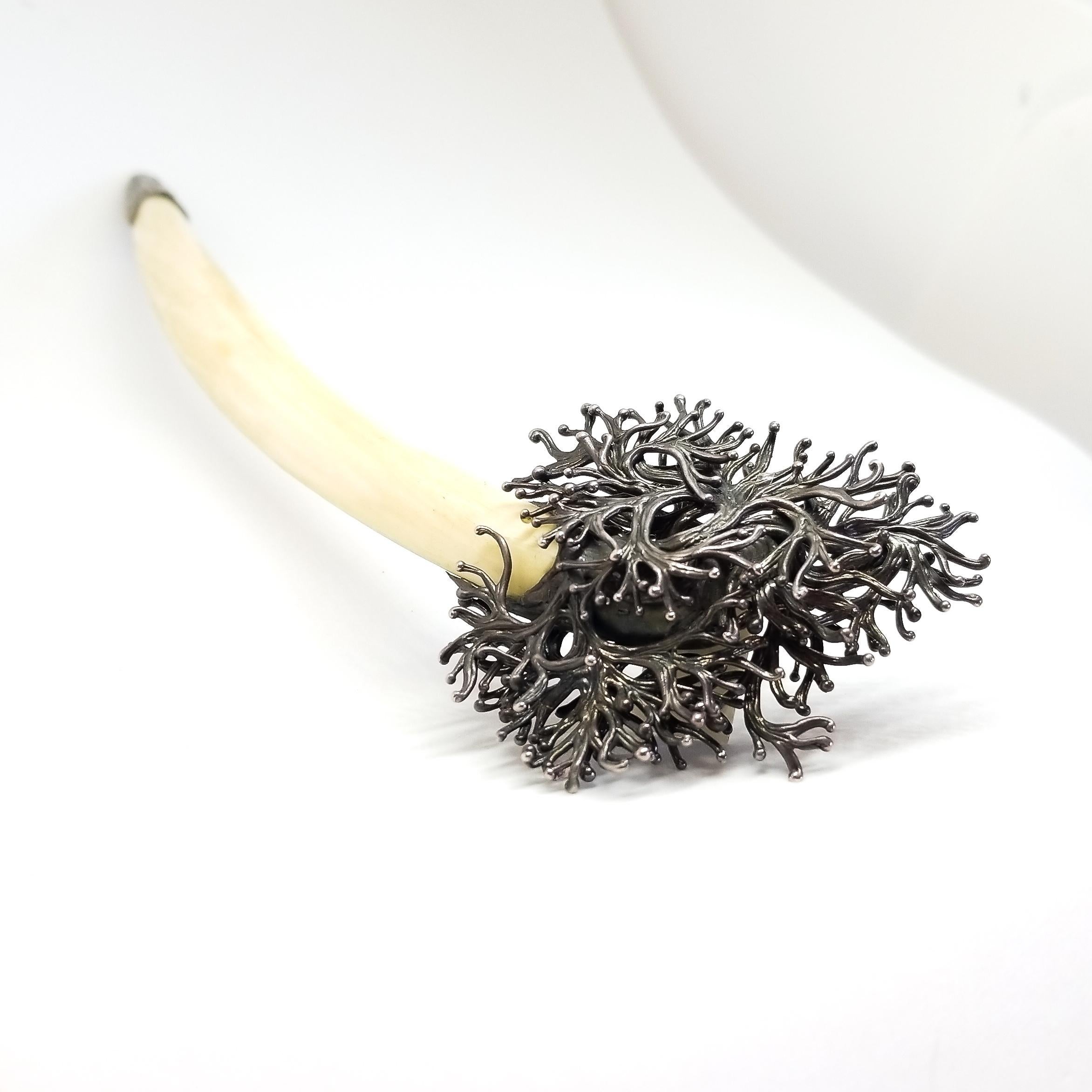 Curiosidad de escritorio de plata de ley y rodio negro sobre hueso y Objet d'art en venta 10