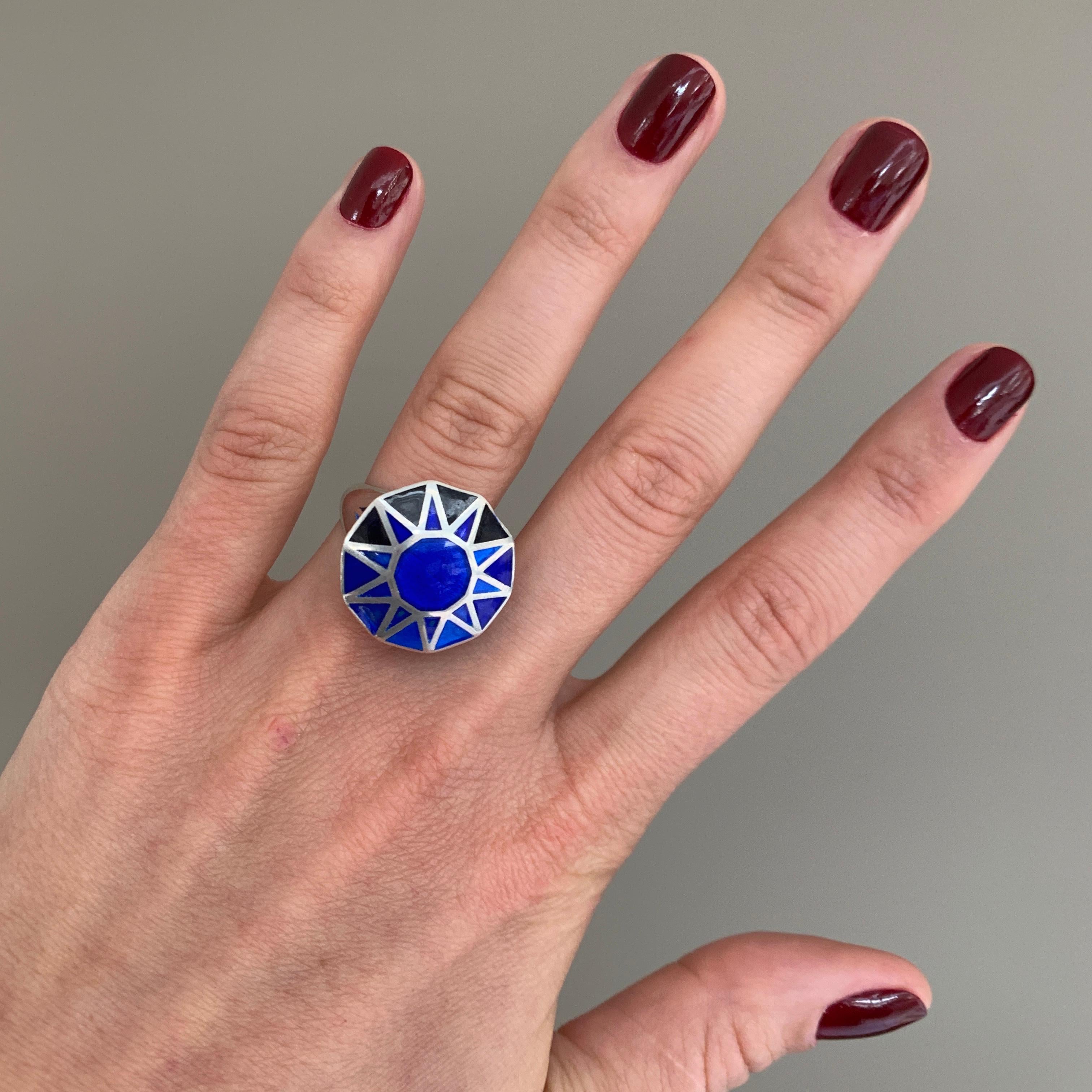 Sterling Silver and Blue Enamel Cocktail Ring In New Condition For Sale In London, GB