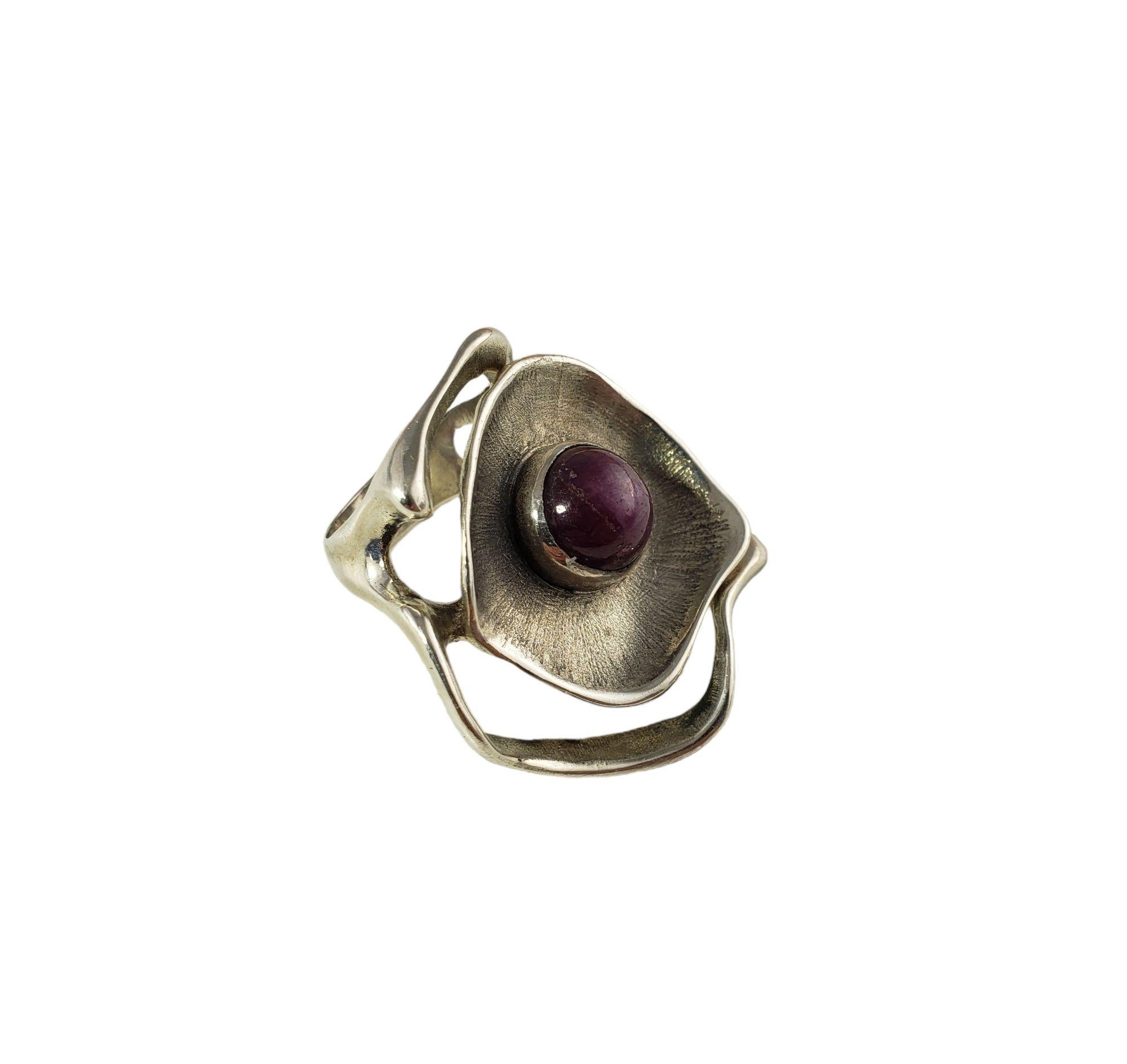 Round Cut Sterling Silver and Cabochon Garnet Ring GIA Certified For Sale