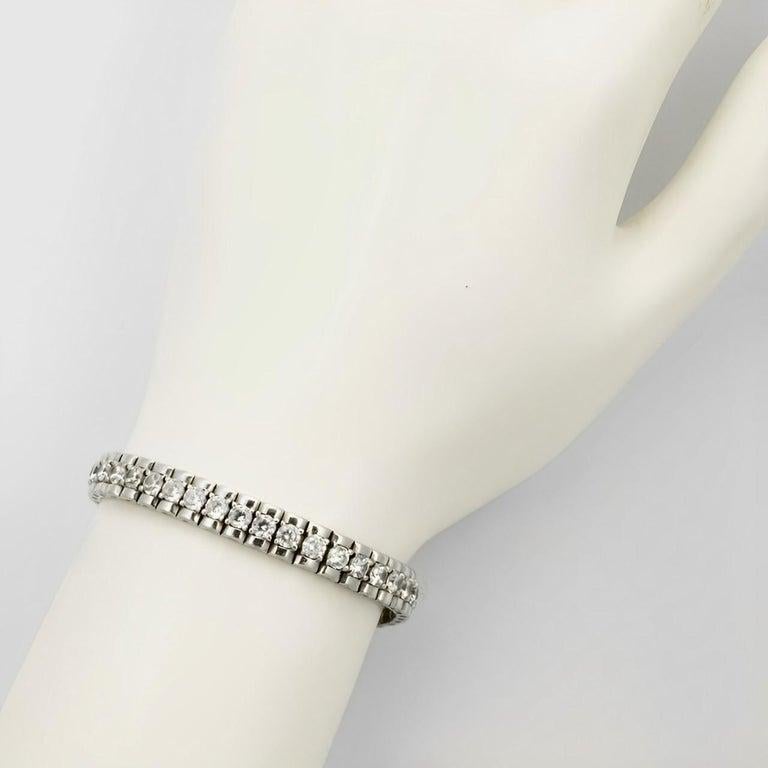 Sterling Silver and Cubic Zirconia Link Bracelet circa 1980s For Sale 5