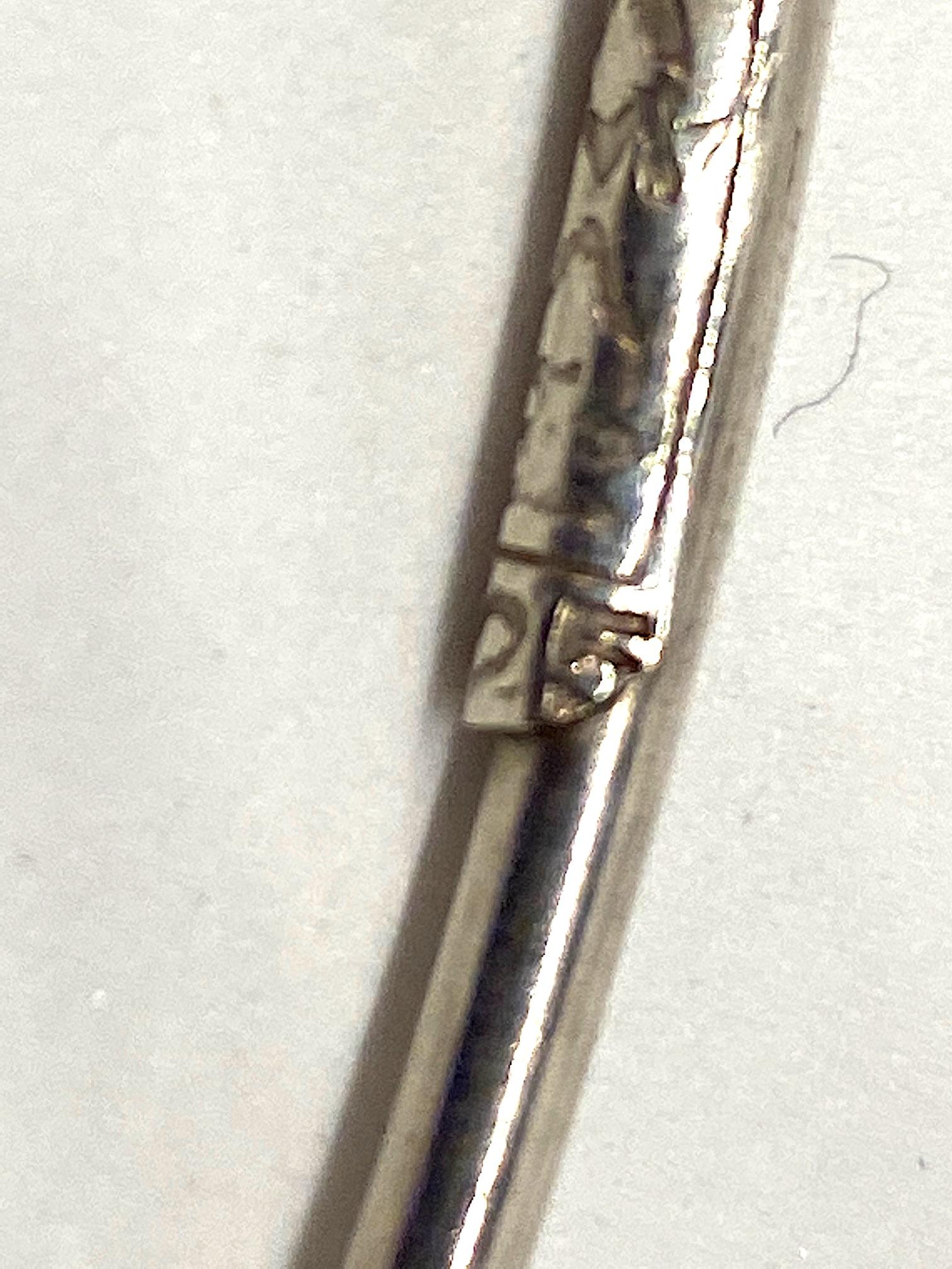 Halskette aus Sterlingsilber und Emaille mit Blumen aus Hundeholz 13