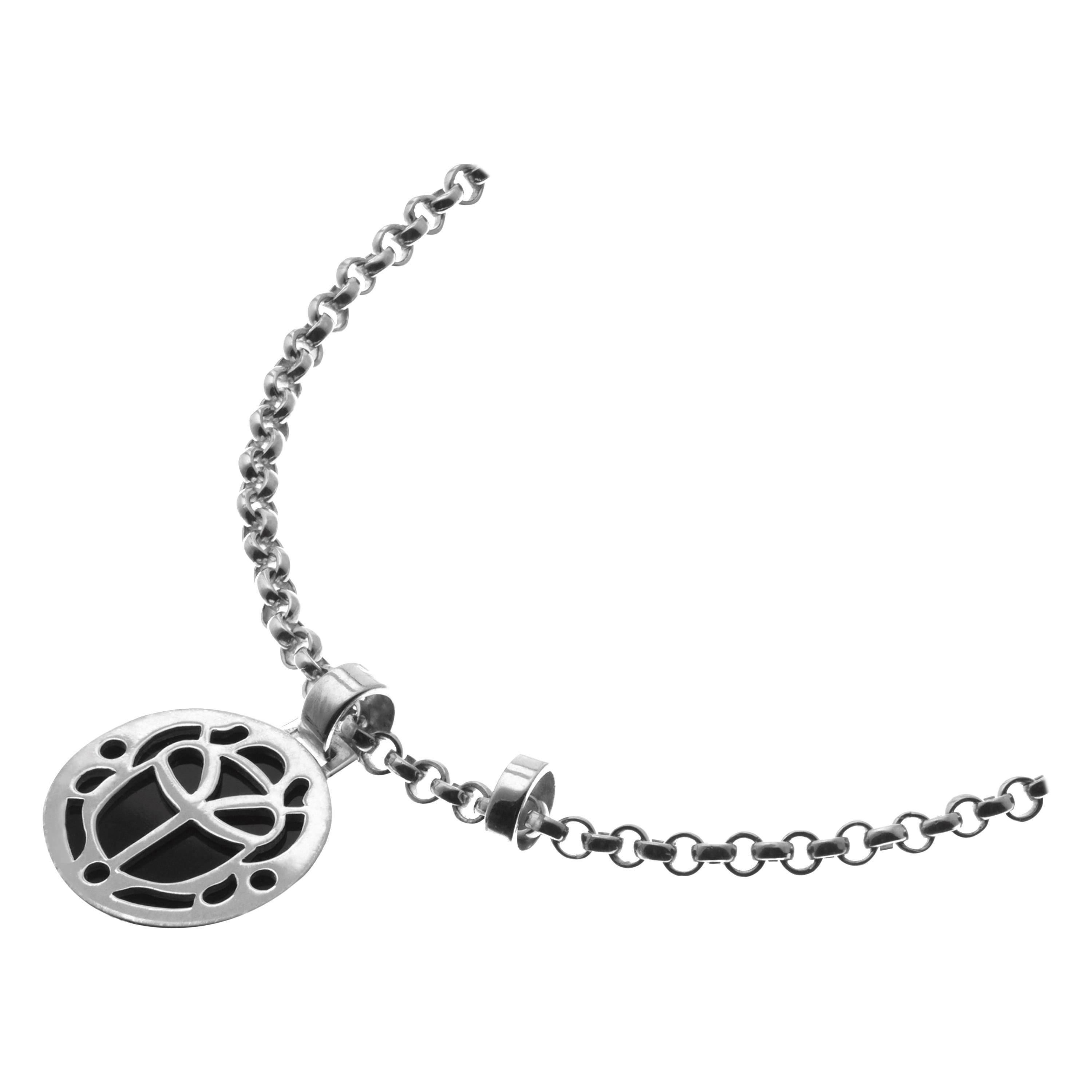 Sterling Silver and Lapis Men
s Scarab Pendant Necklace For Sale