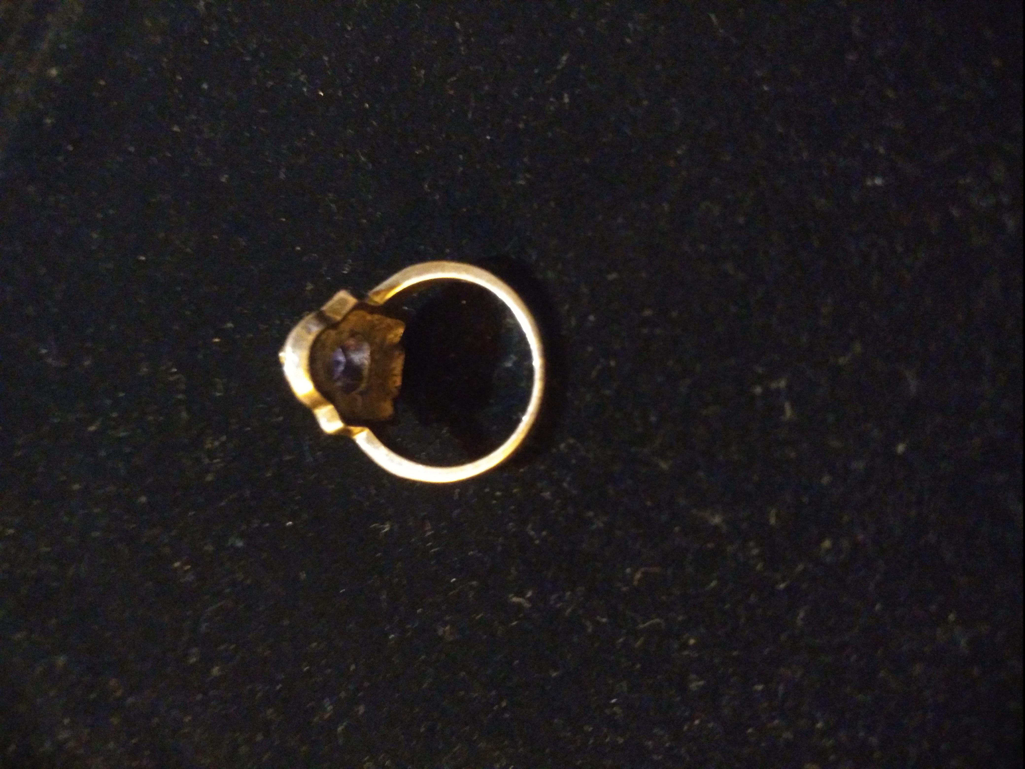Sterling Silver and Marcasite Ring with Amethyst Setting size 8 In Good Condition In Pasadena, TX