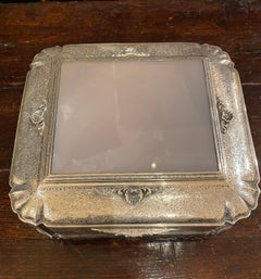 Schachtel aus Sterlingsilber und Onyx