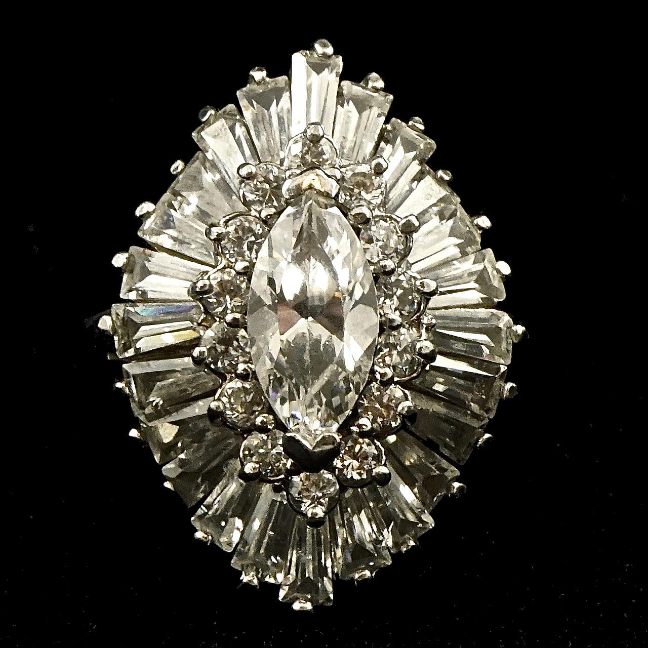 Sterling Silver and Rhinestone Cocktail Ring circa 1950s For Sale 1