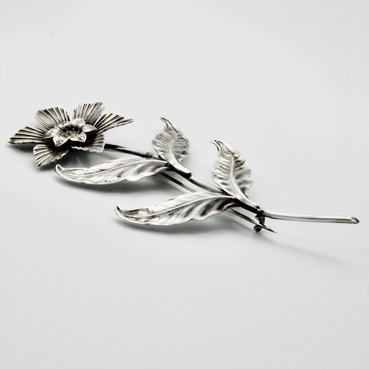 Sterling Silver and Rhinestone Flower Statement Brooch For Sale 1