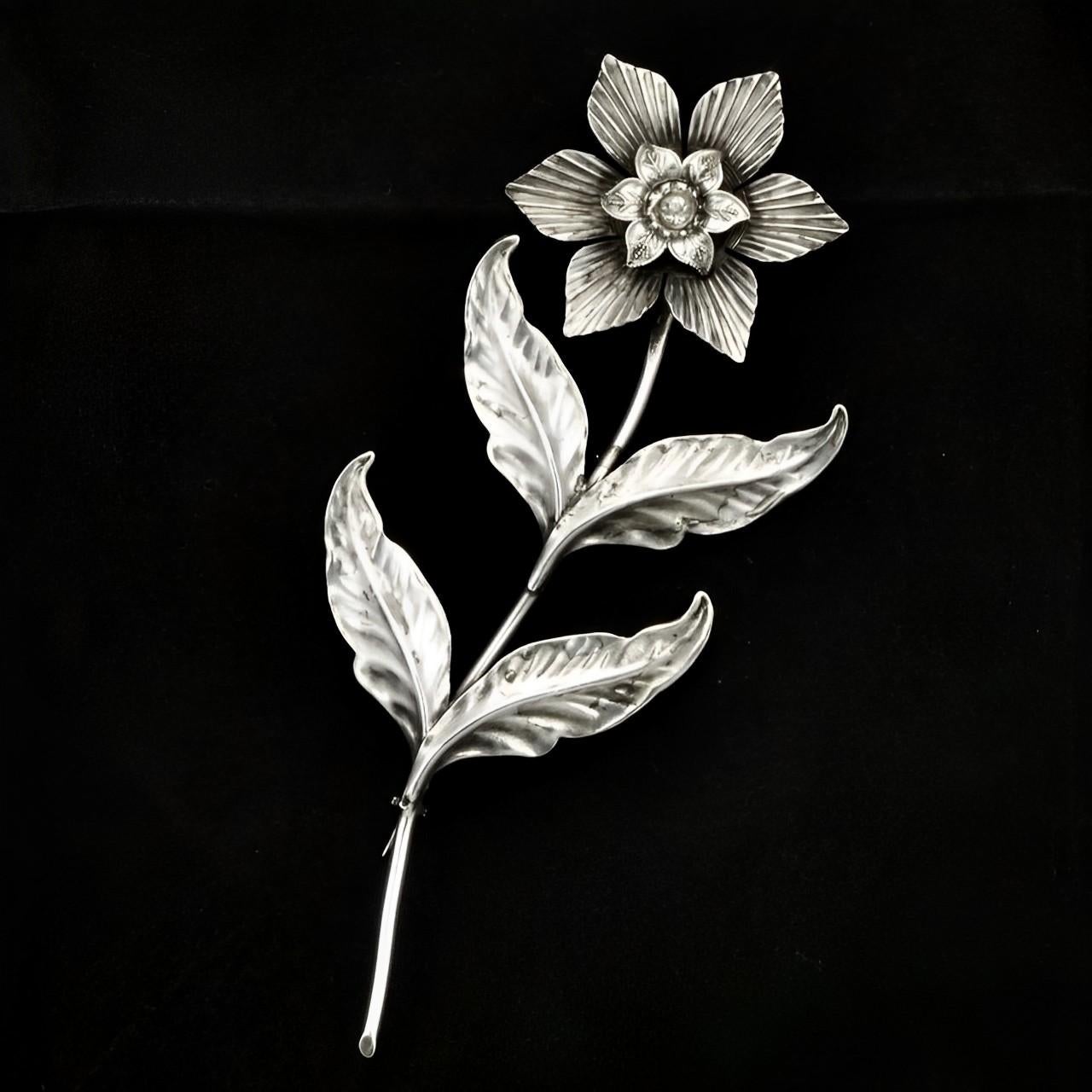 Sterling Silver and Rhinestone Flower Statement Brooch For Sale 2