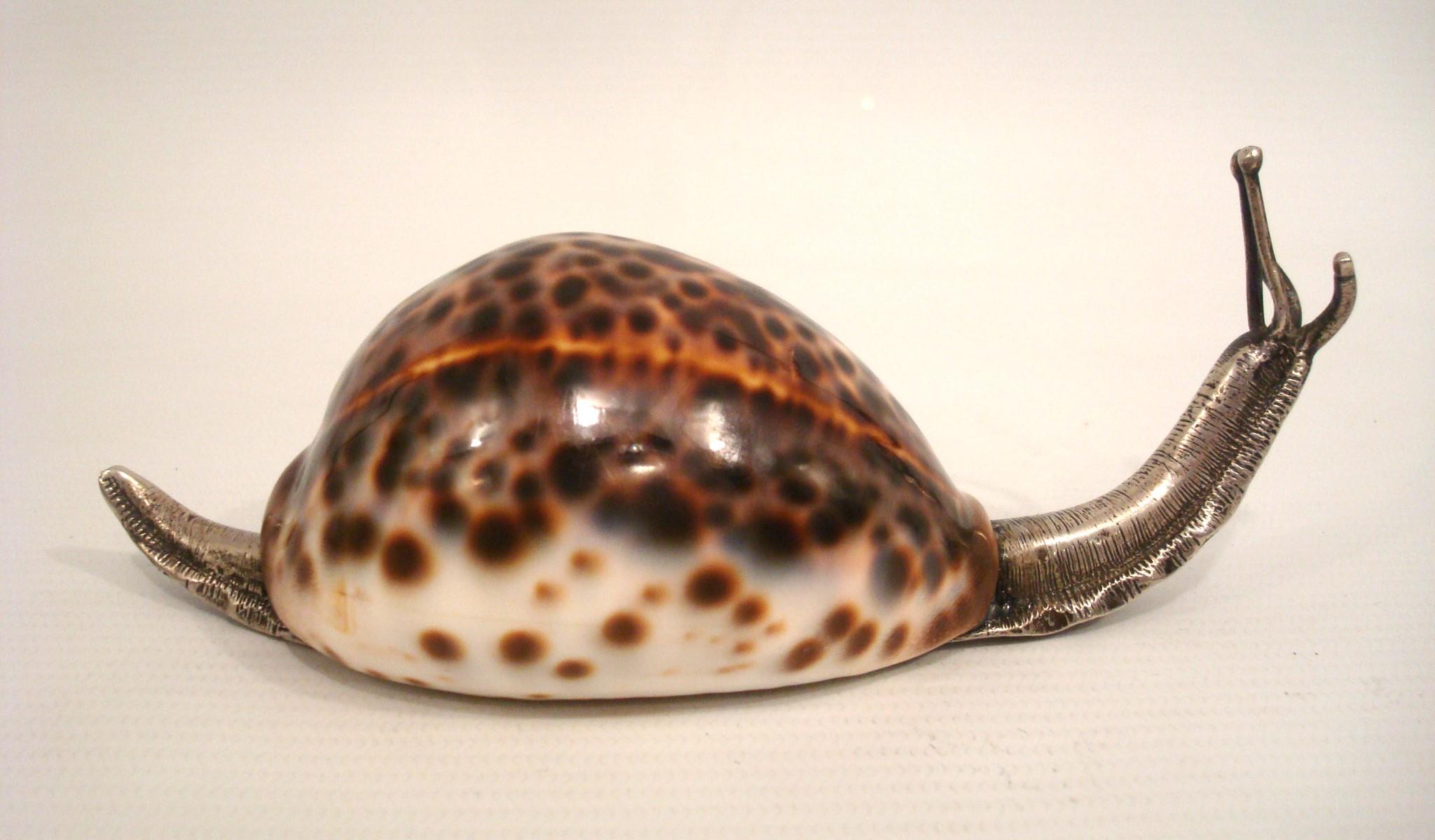 Sterling Silver and Shell Snail Sculpture Paperweight In Good Condition For Sale In Buenos Aires, Olivos