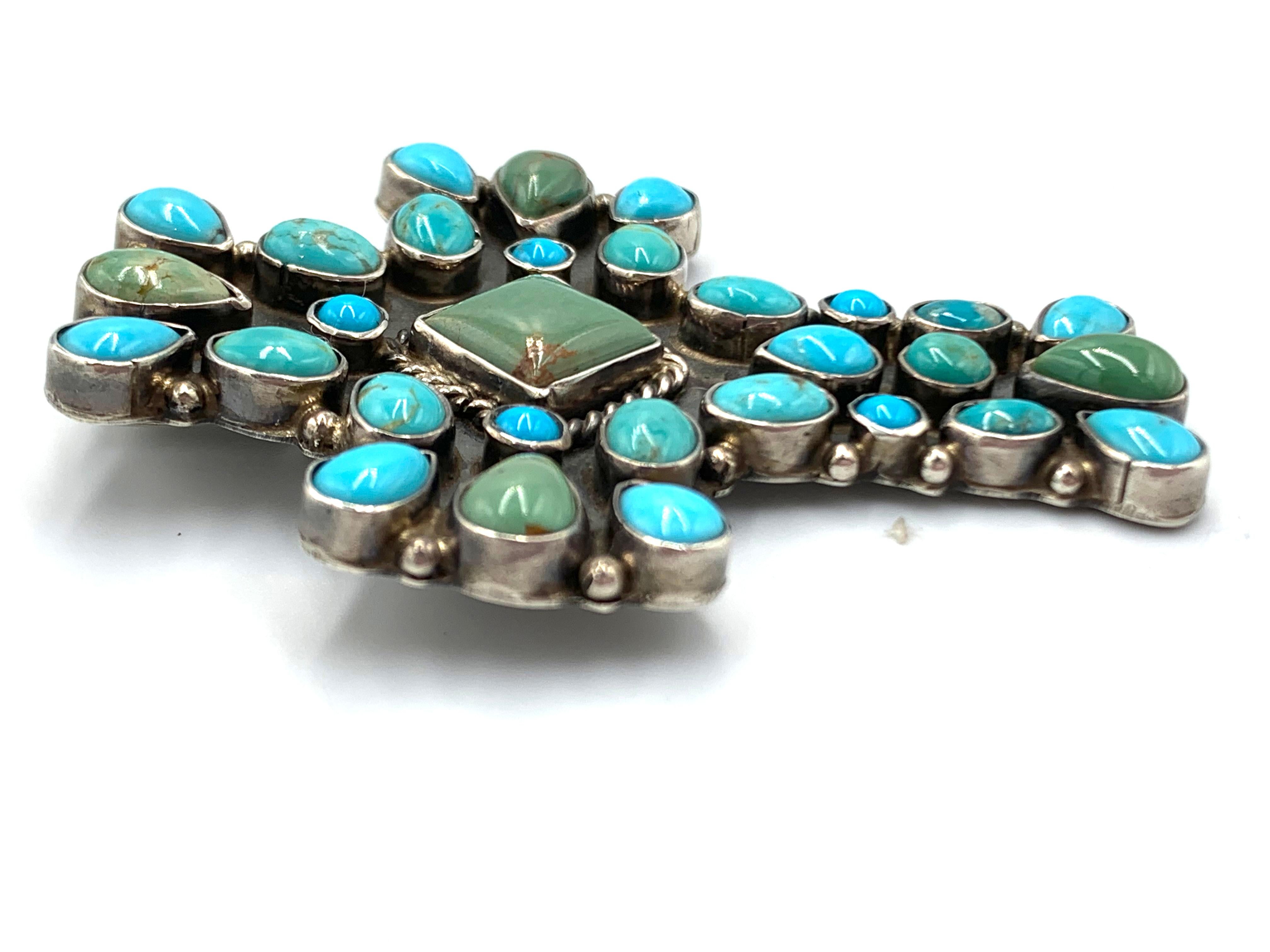 Ciondolo a croce in argento e turchese di Rocki Gorman In condizioni Nuovo in vendita a Scottsdale, AZ