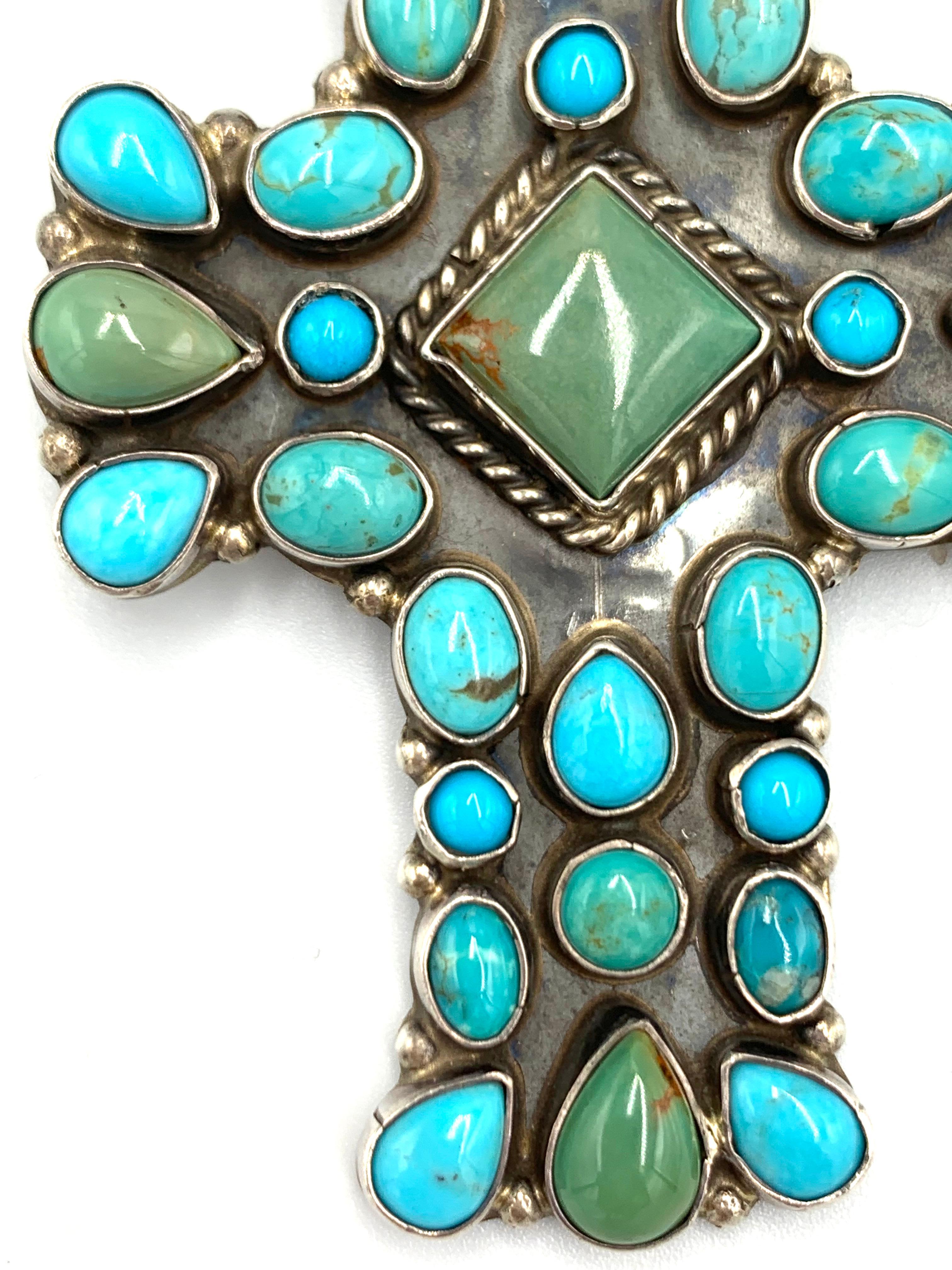 Ciondolo a croce in argento e turchese di Rocki Gorman in vendita 2